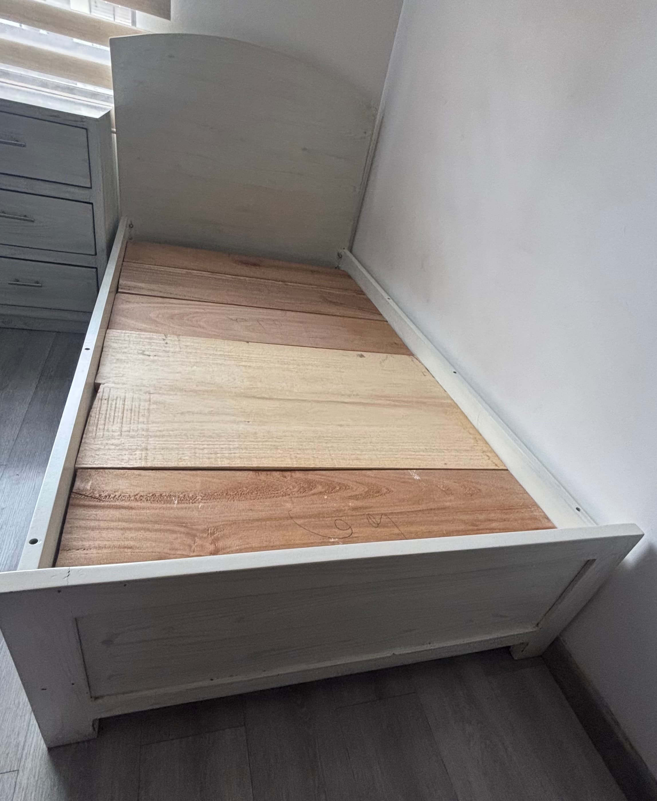 imagen de producto Cama con nido tsin colchón