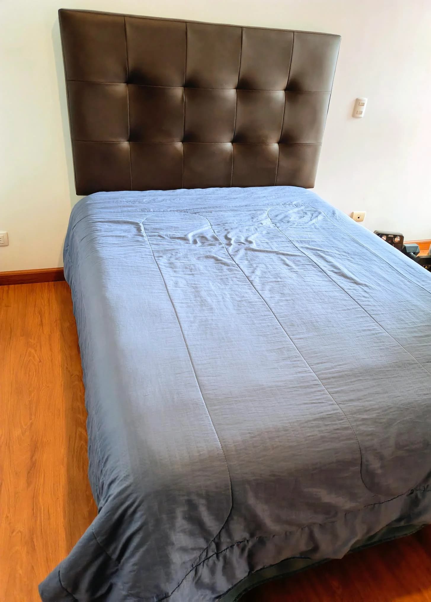 imagen de producto Base cama doble sin colchón