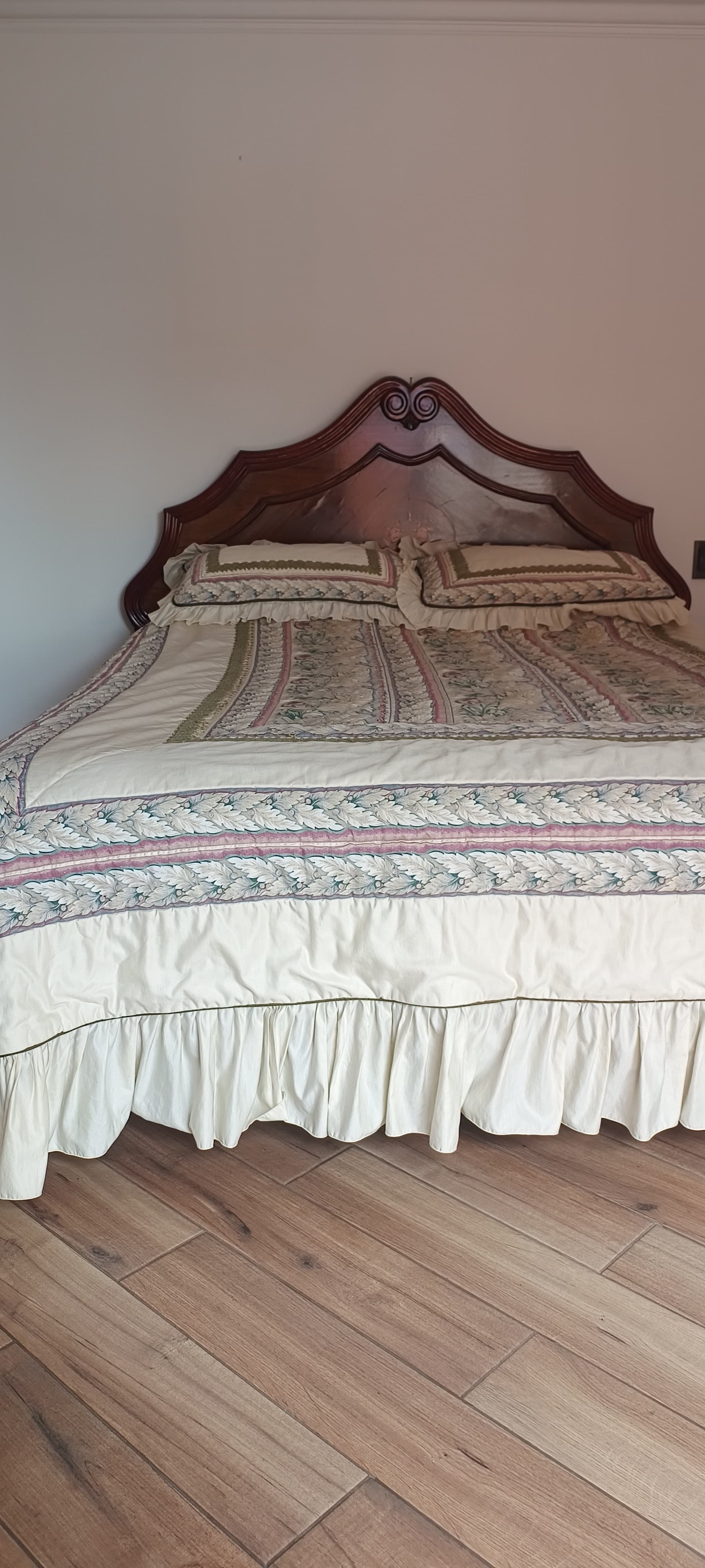 imagen de producto Cama con colchón