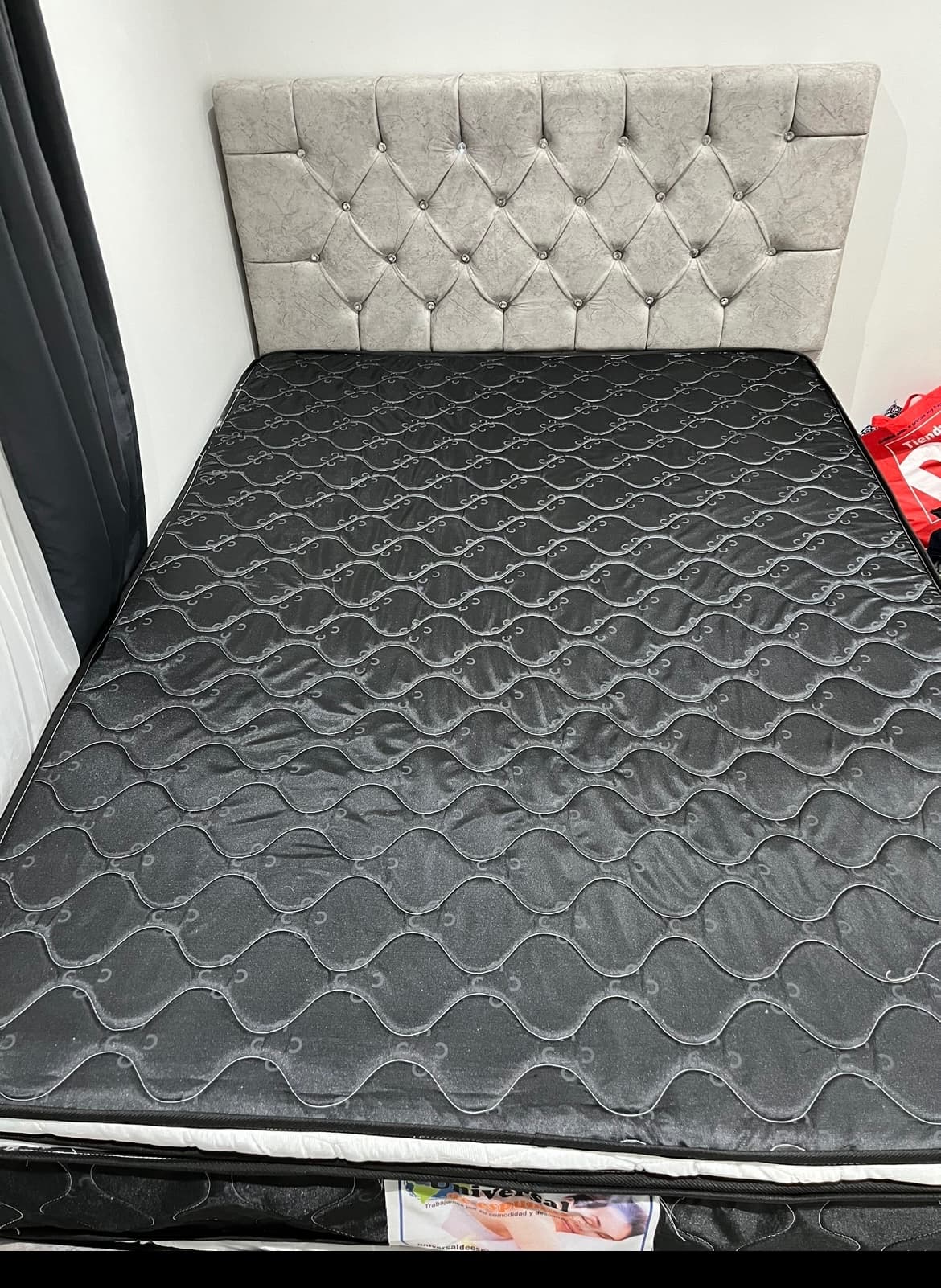 imagen de producto Cama con colchón