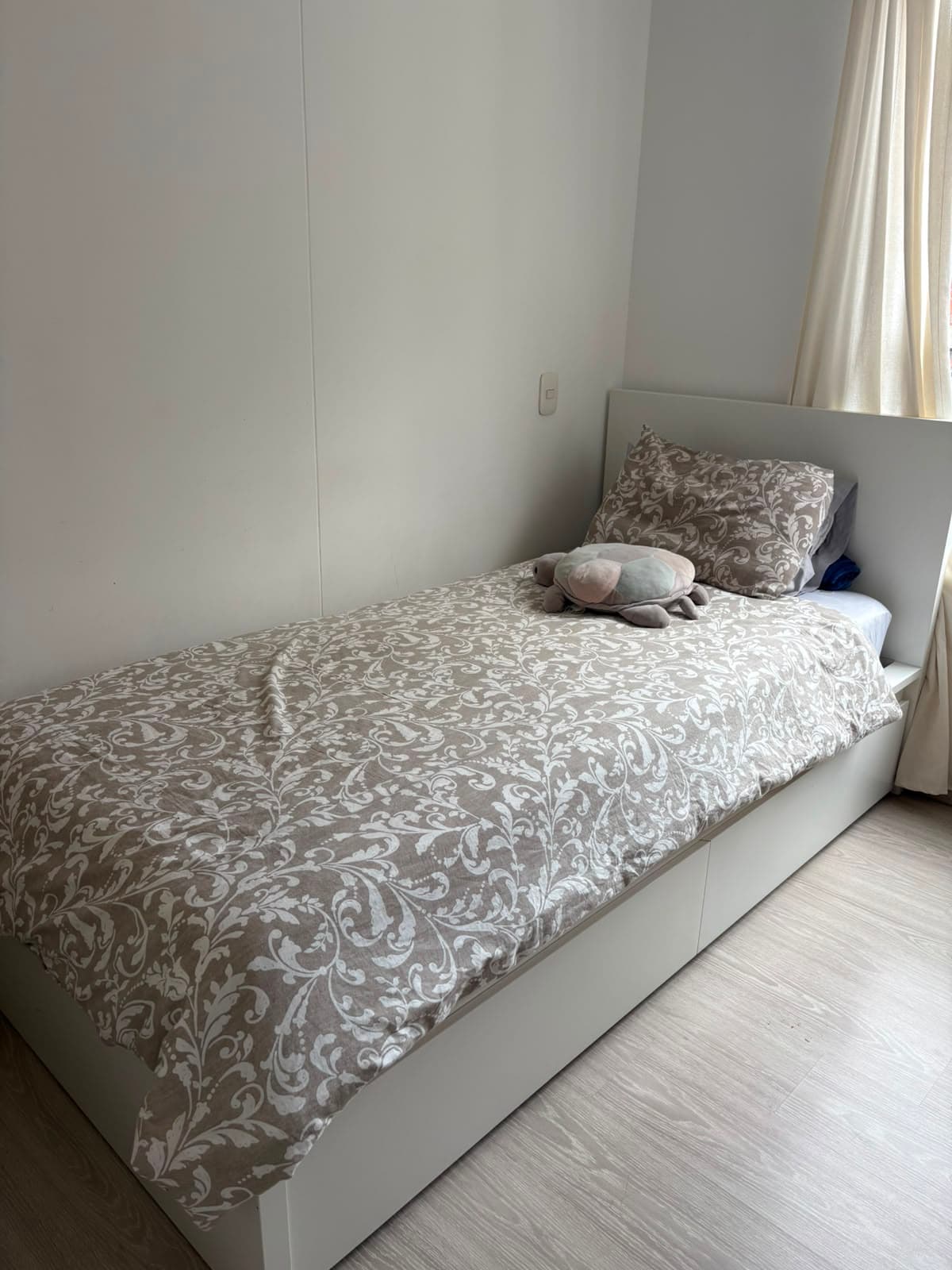 imagen de producto Cama Sencilla IKEA con colchón