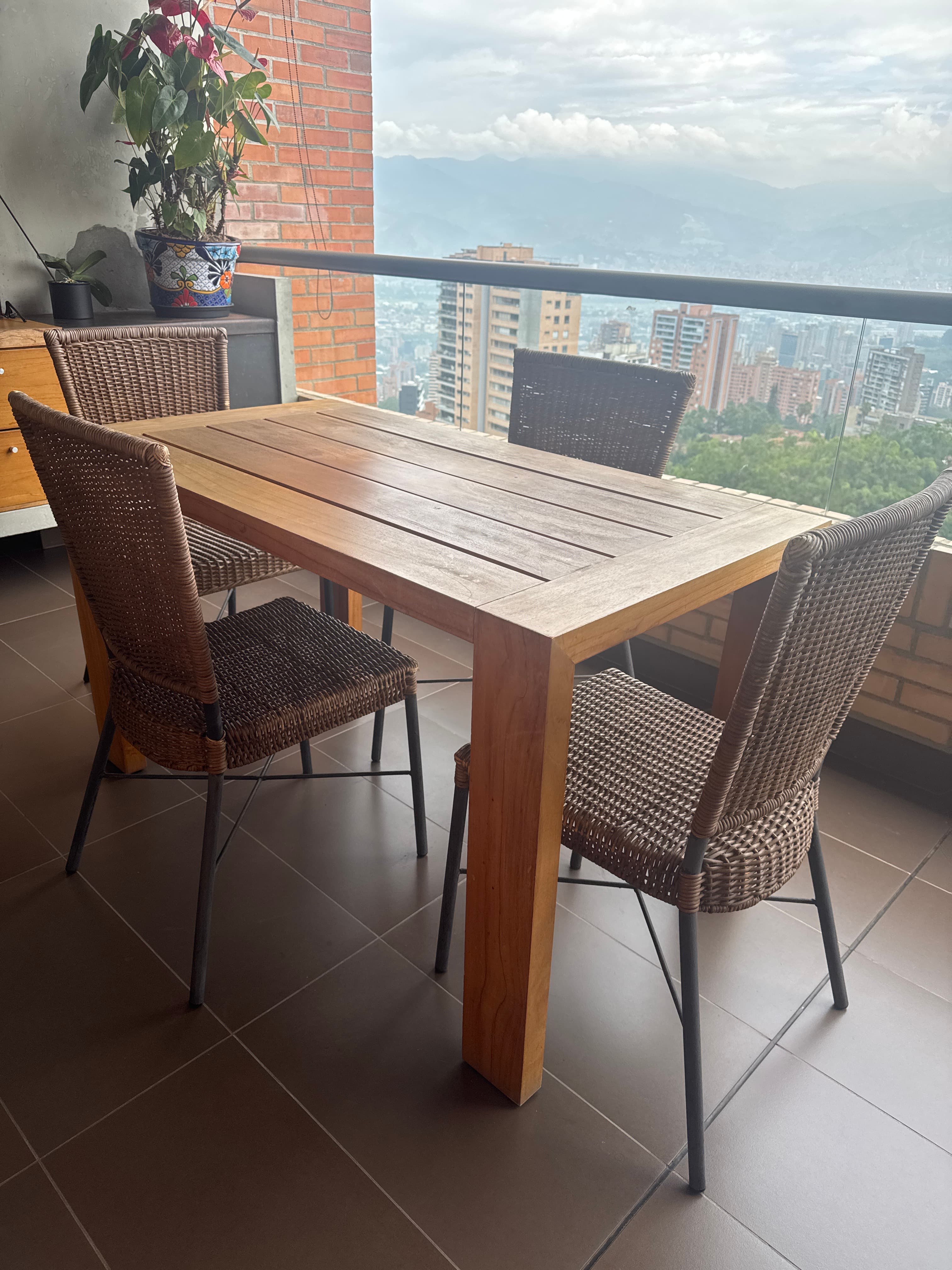 imagen de producto Comedor de exterior