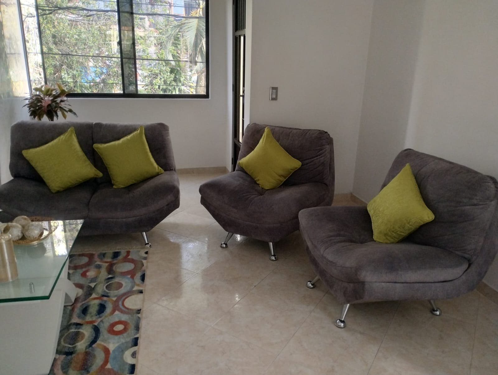 imagen de producto sala y mesa de centro