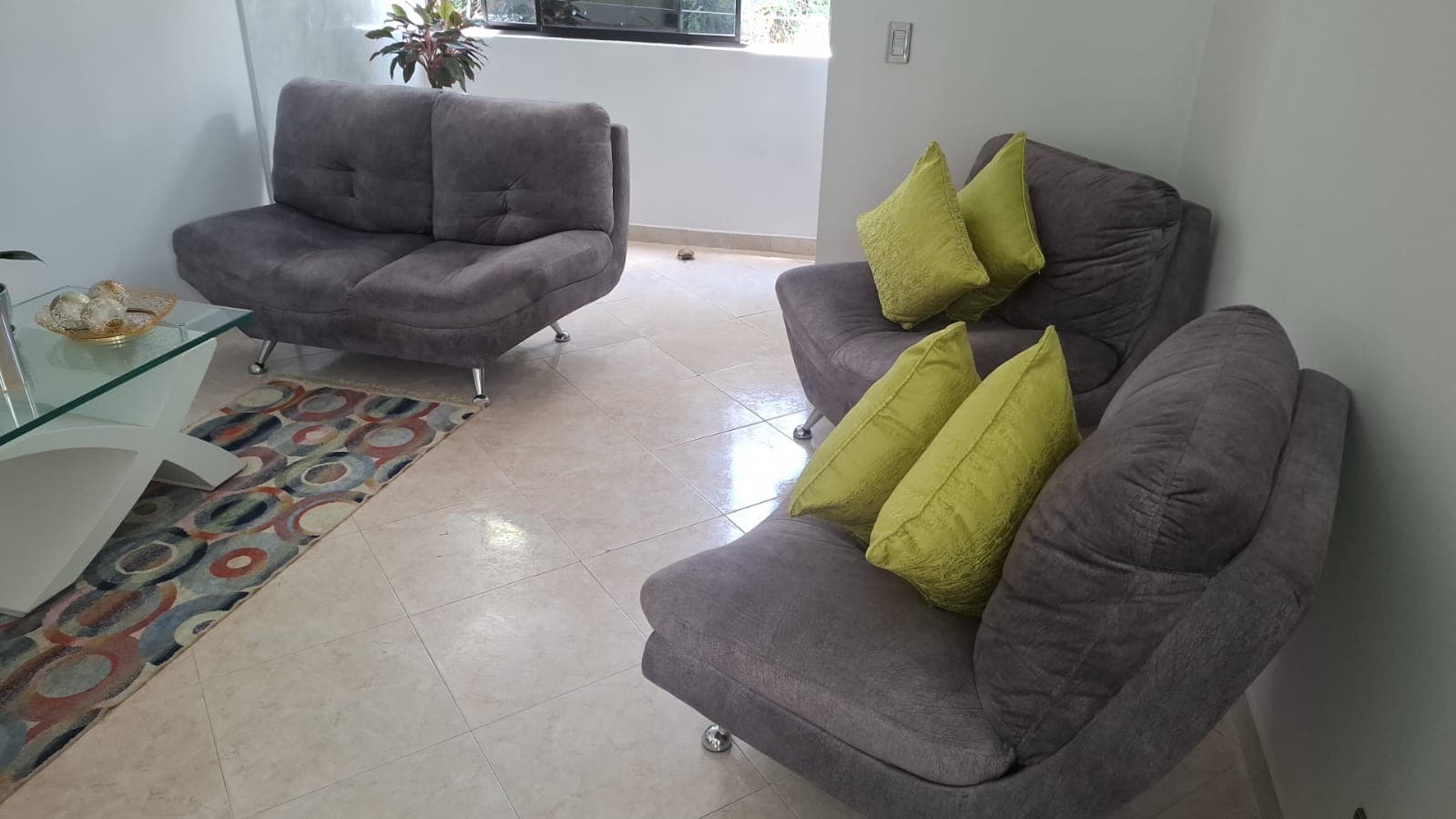 imagen de producto sala y mesa de centro
