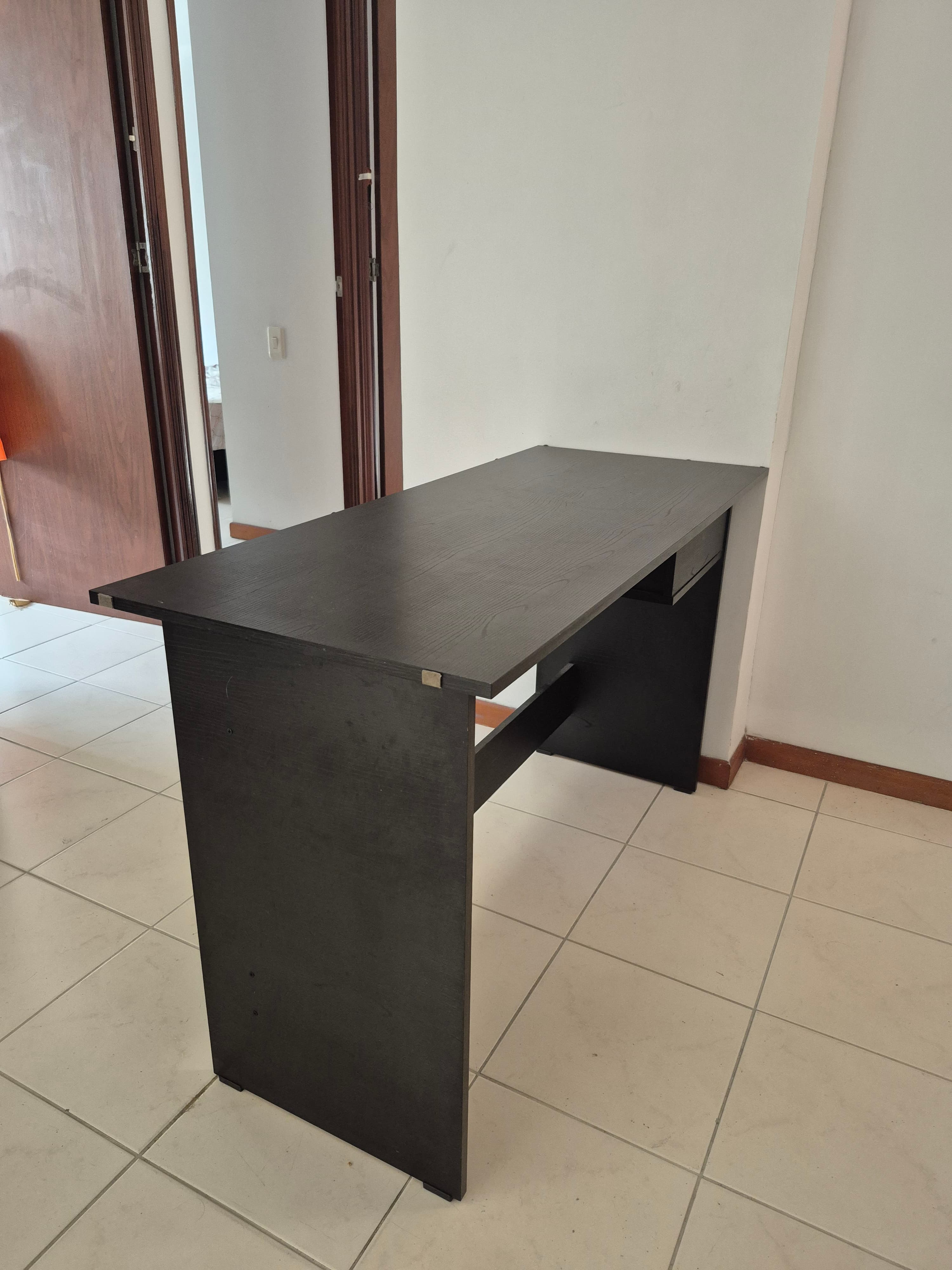imagen de producto Escritorio cafe oscuro