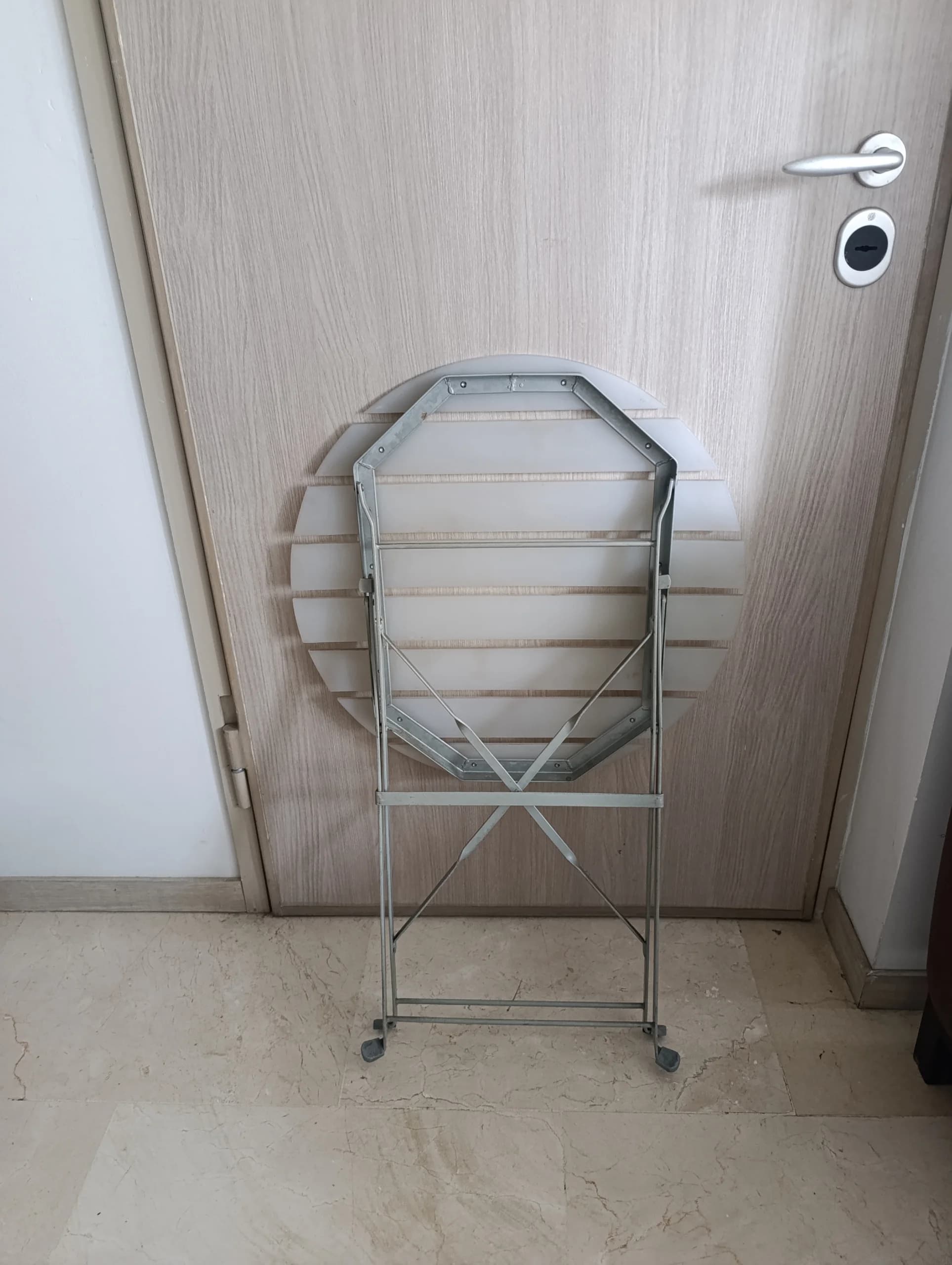 imagen de producto Mesa Auxiliar