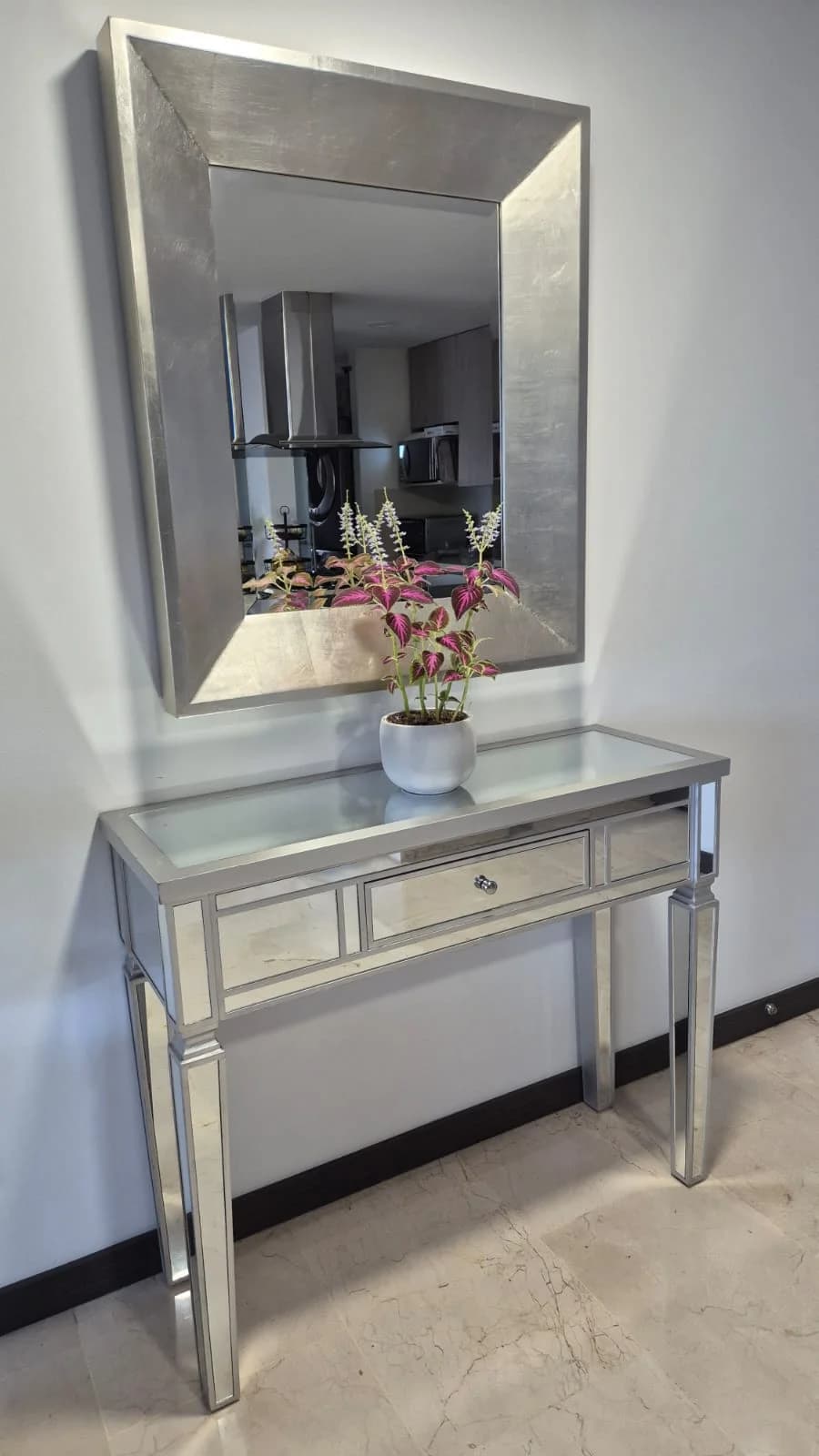 imagen de producto Mesa Auxiliar
