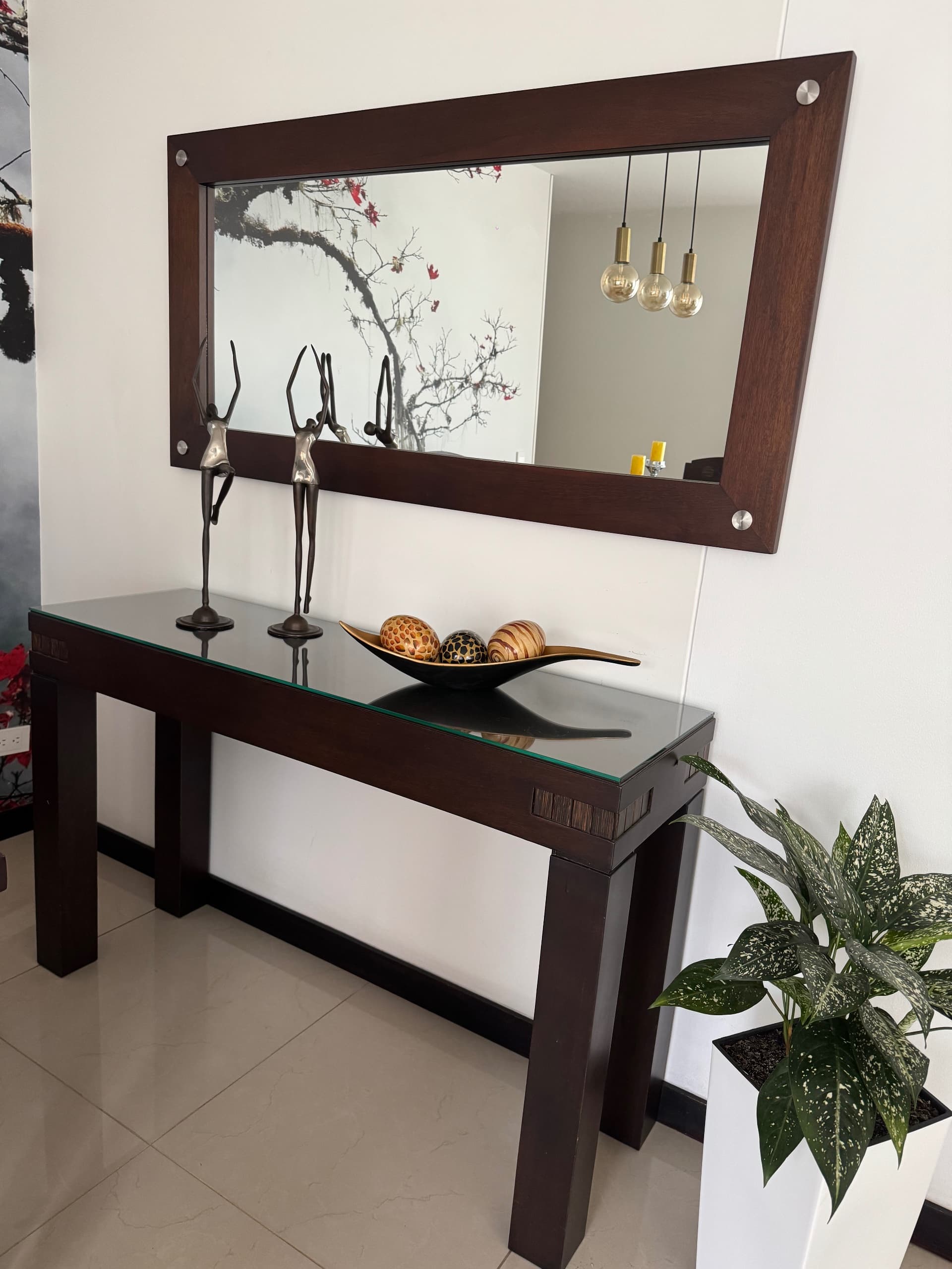 imagen de producto Mesa recibidor + espejo madera wengue