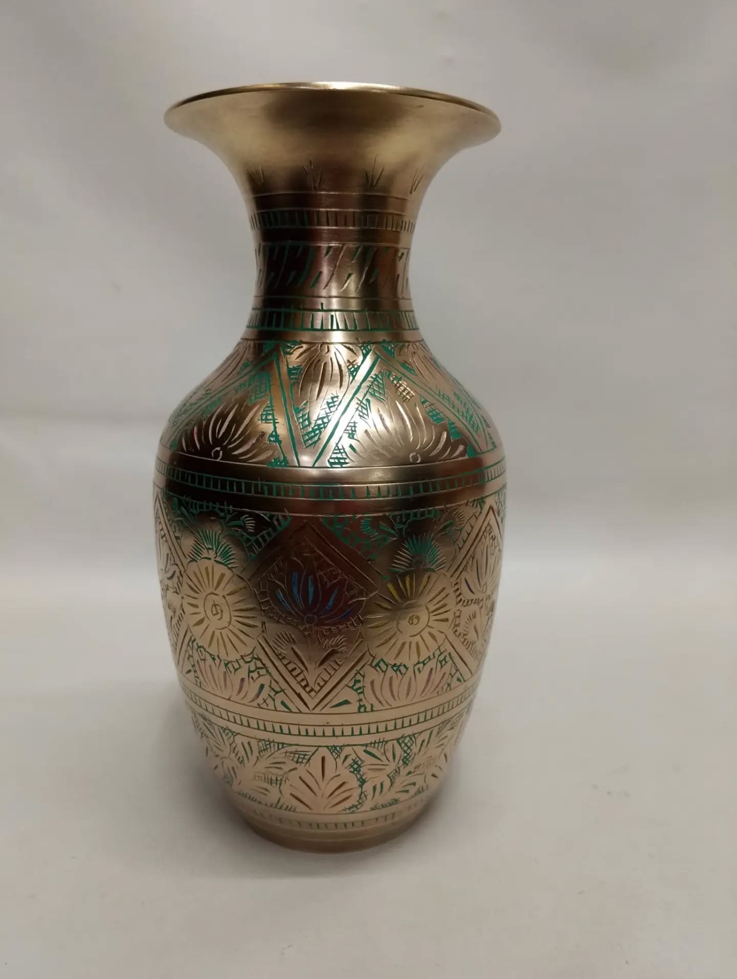 imagen de producto FLORERO DE MESA ANTIGUO HINDU BRONCE Y OLEO 