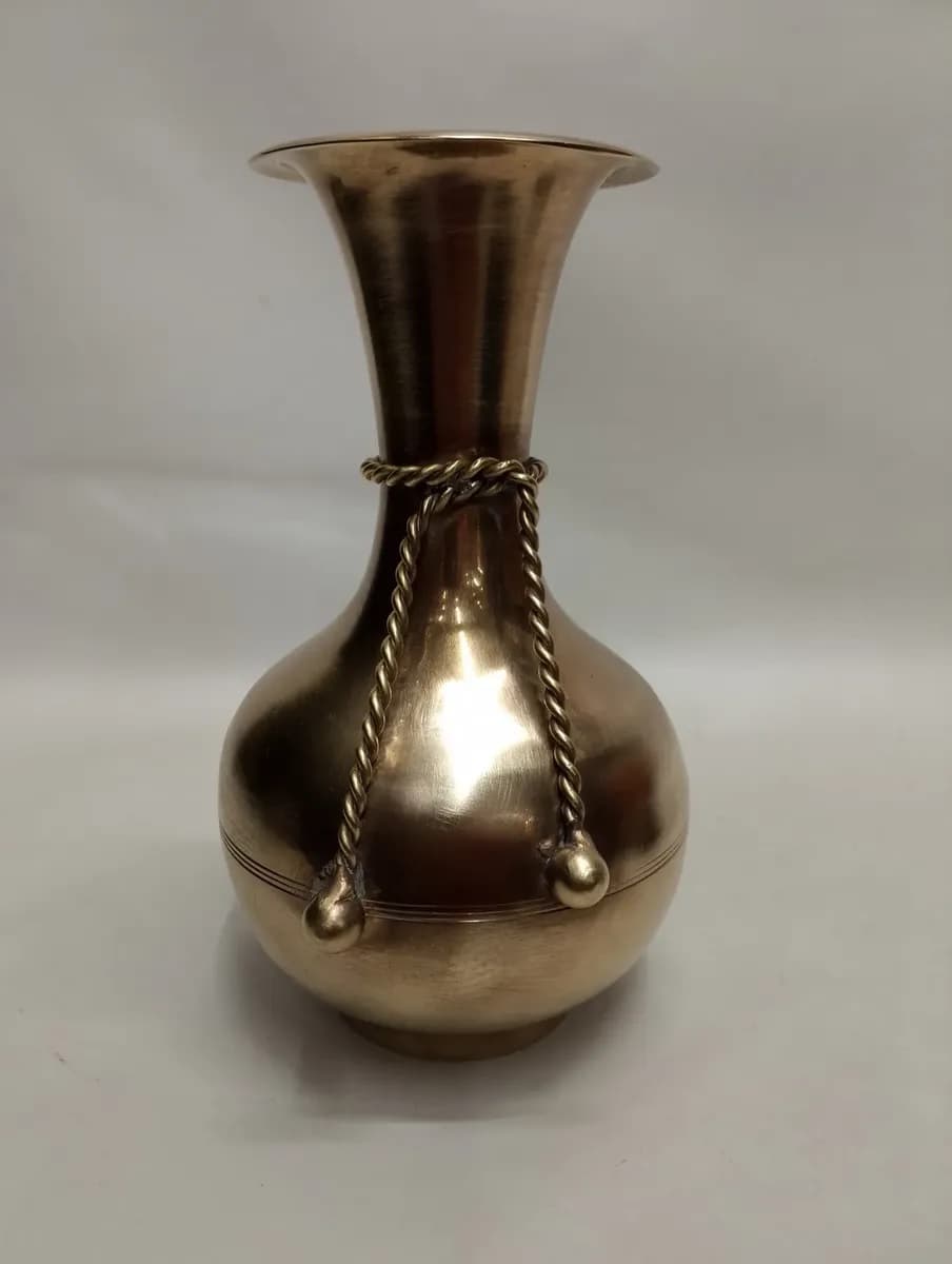 imagen de producto Florero De Mesa Antiguo Hindu En Bronce Cuerda 