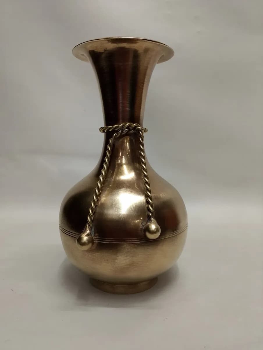 imagen de producto Florero De Mesa Antiguo Hindu En Bronce Cuerda 