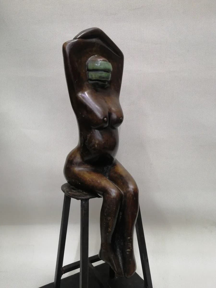 imagen de producto Escultura Antigua Bronce Mujer Vendada 