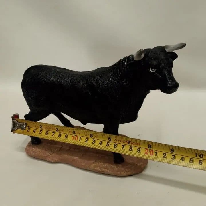 imagen de producto ESCULTURA TOLEDO TORO DE LIDIA ESPAÑOL NEGRO