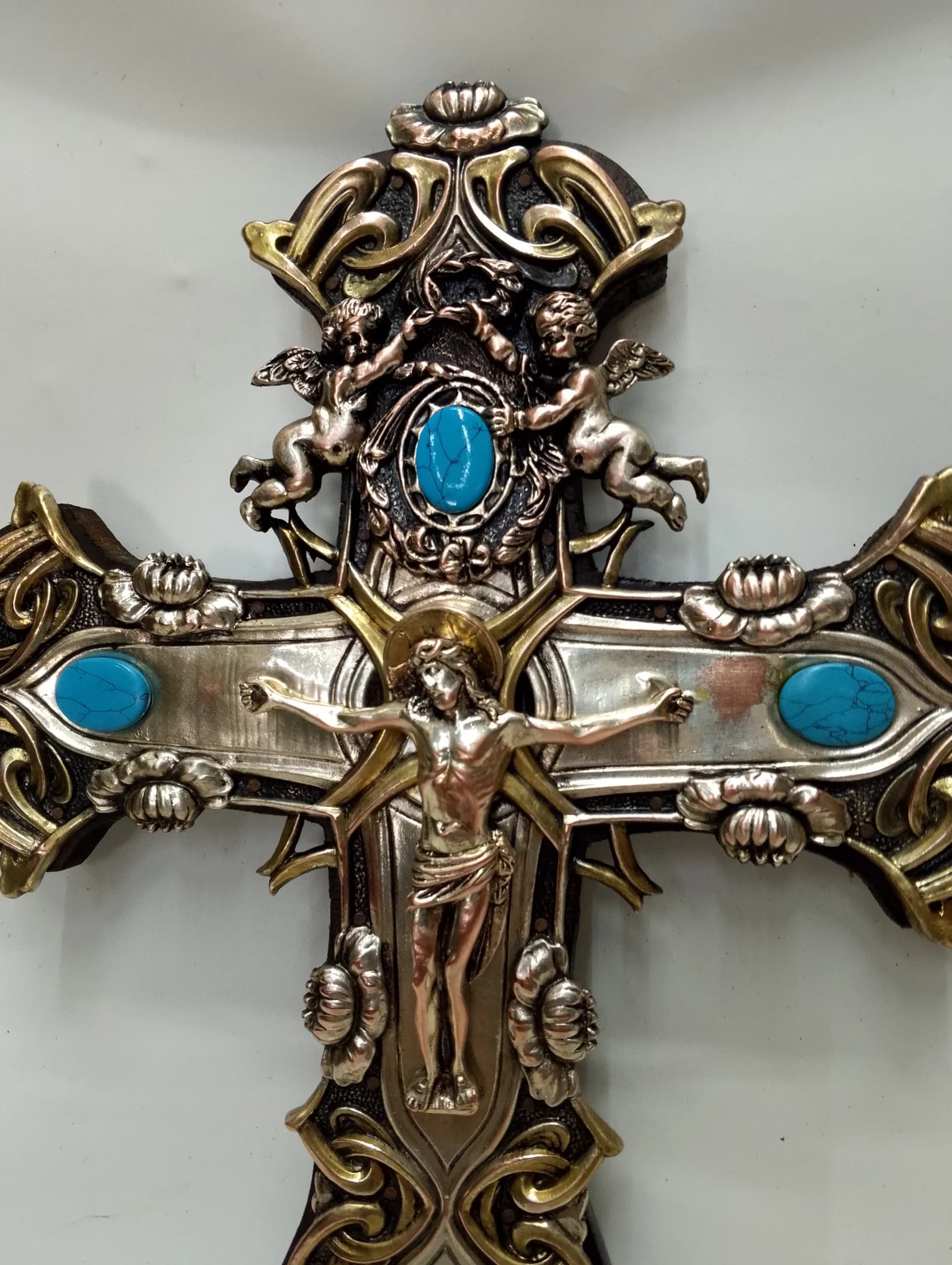 imagen de producto CRUCIFIJO PARED O CRISTO ANTIGUO BRONCE BAÑO PLATA