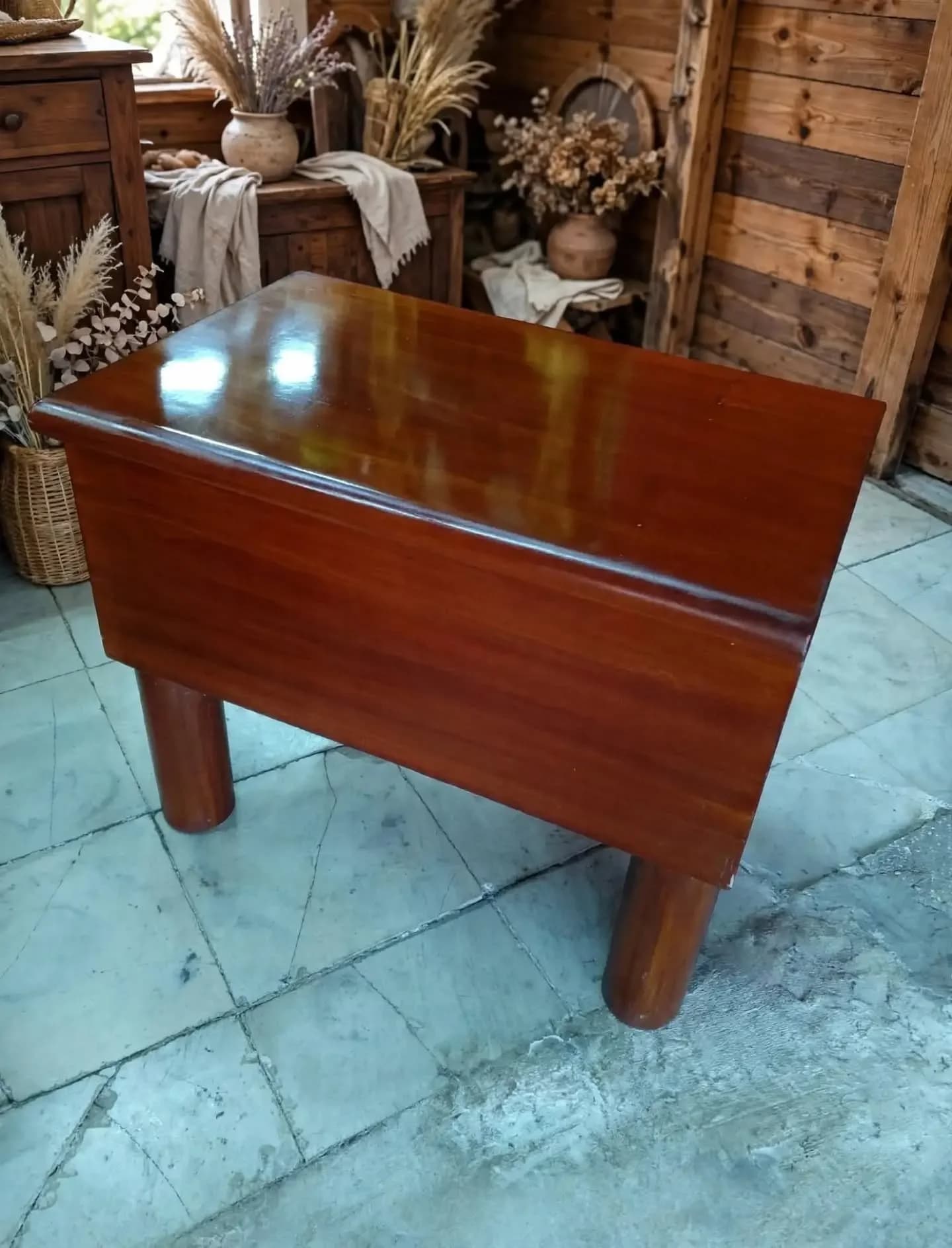 imagen de producto NOCHERO ANTIGUO DECO 1950 EN MADERA MACIZO