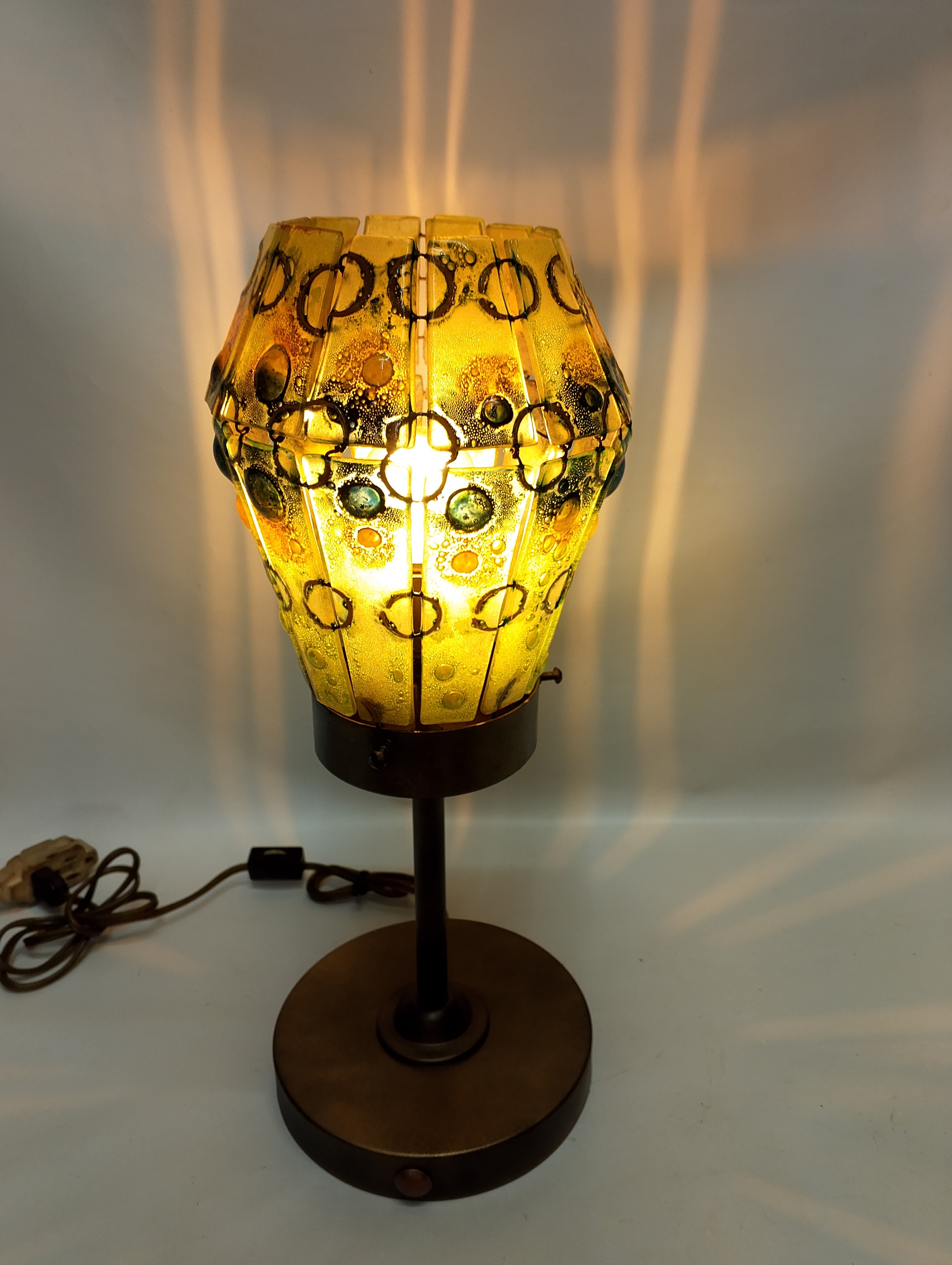 imagen de producto LAMPARA VITRAL BASE COBRIZADA VERDE 
