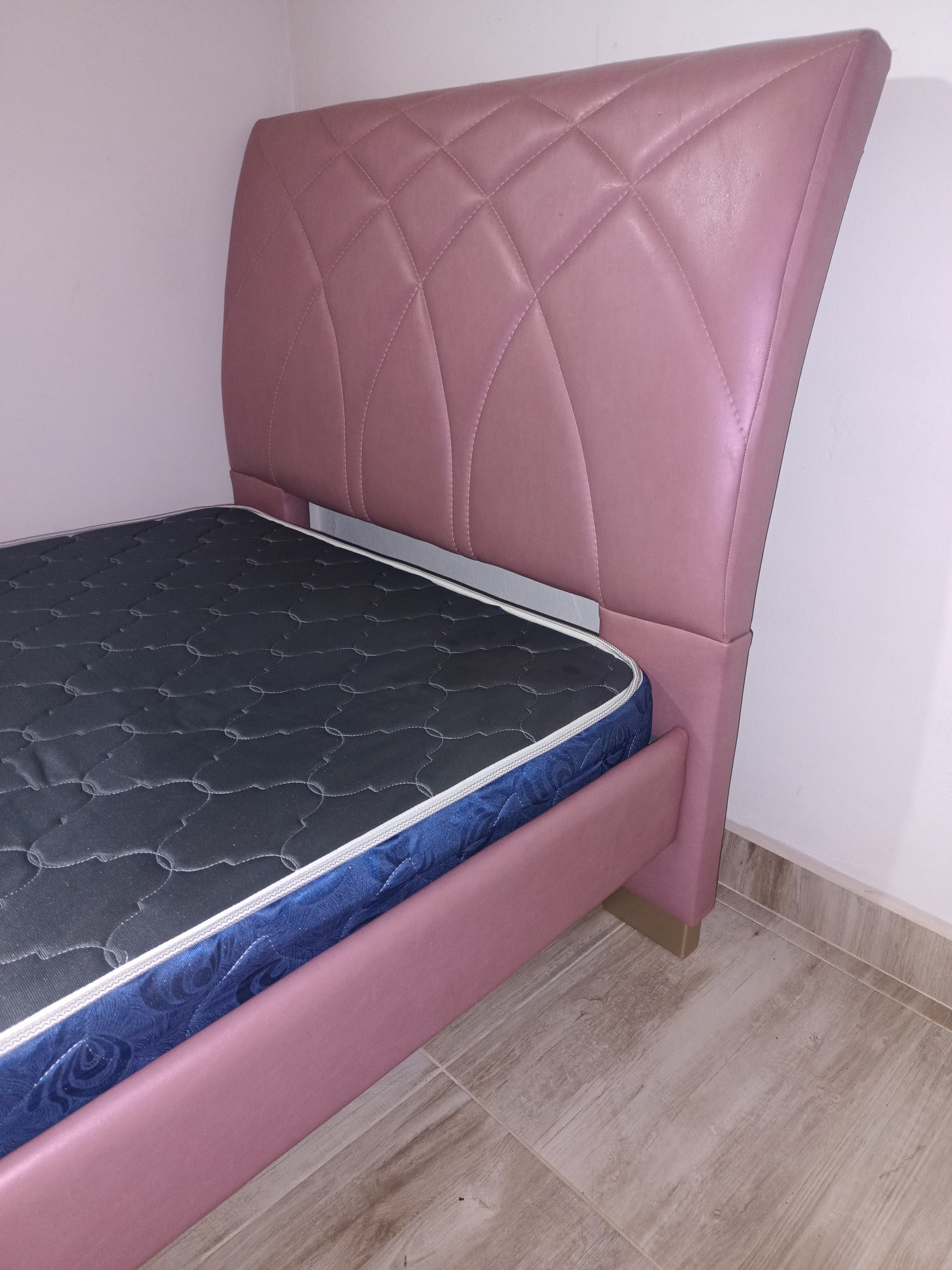 imagen de producto Cama más colchoneta 