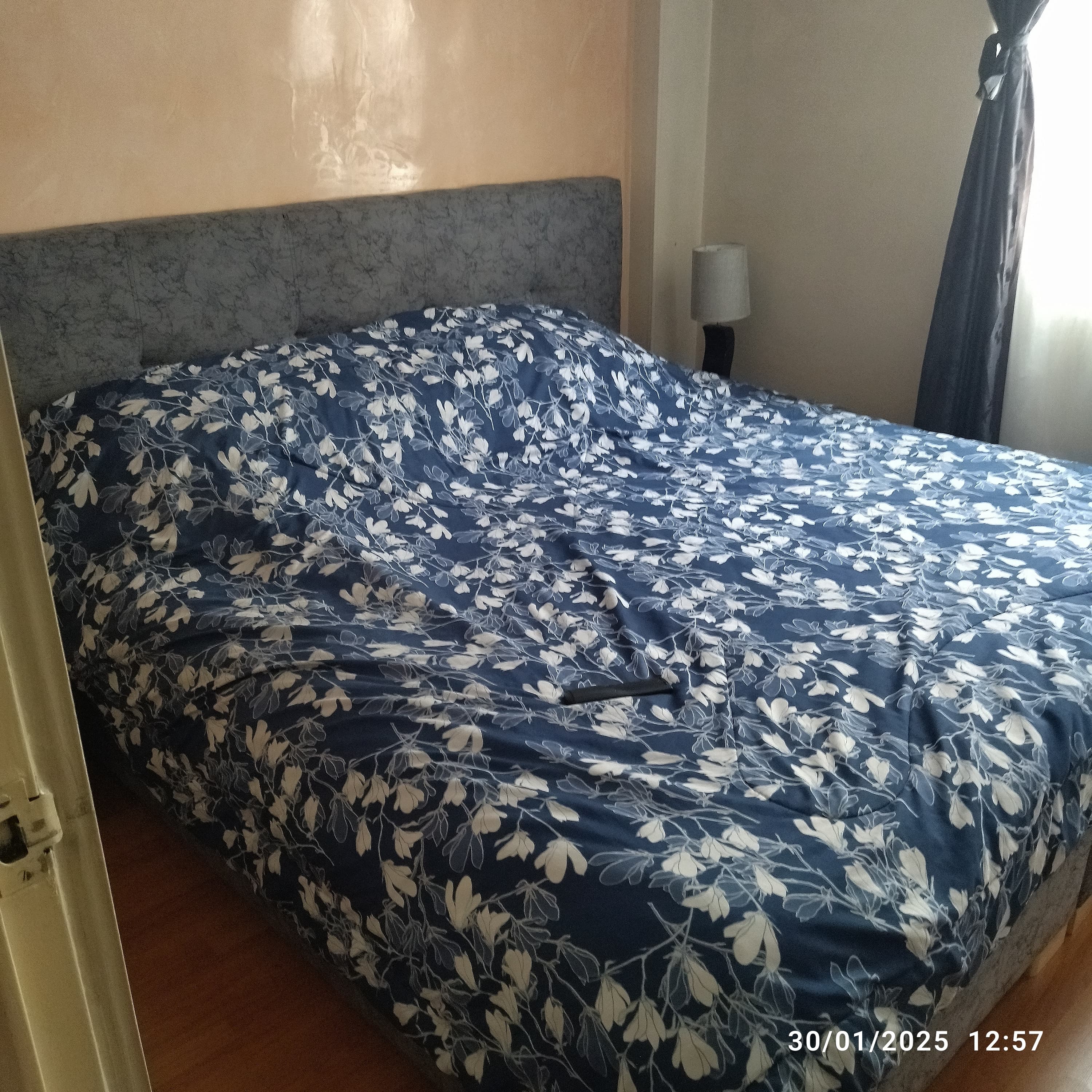 imagen de producto Cama King y otros  