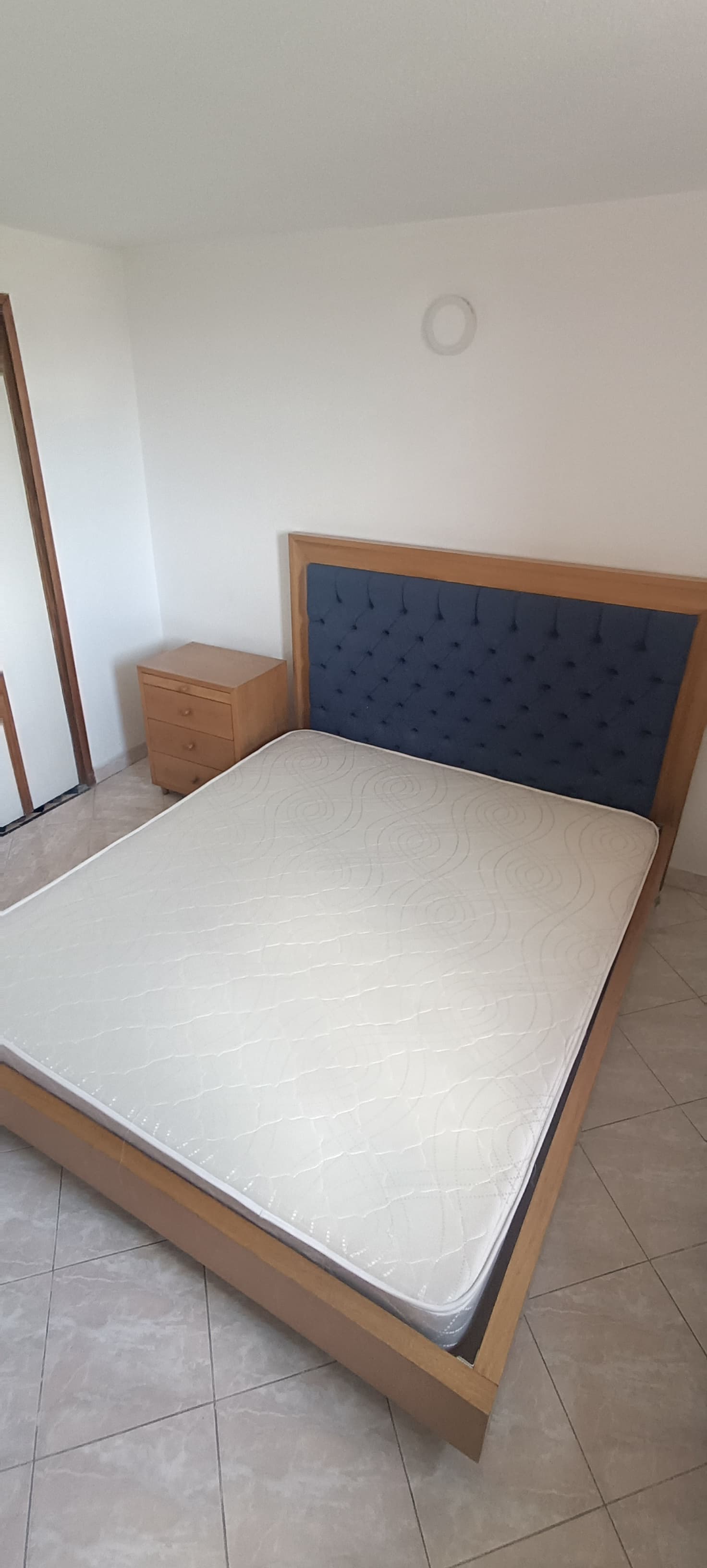 imagen de producto Cama con colchón