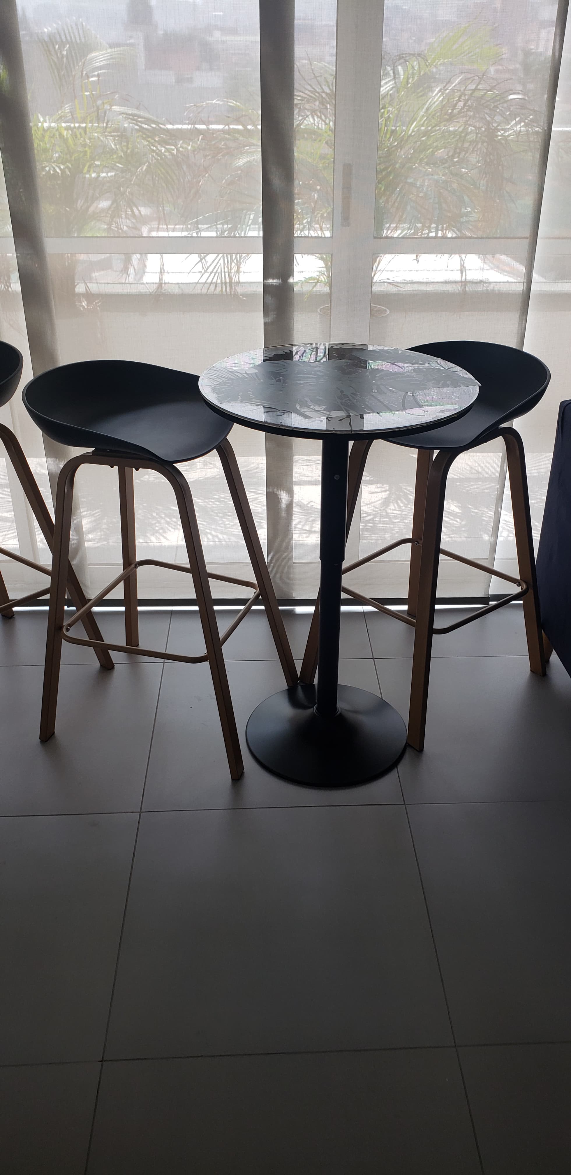 imagen de producto Sillas y mesas de bar para exterior 