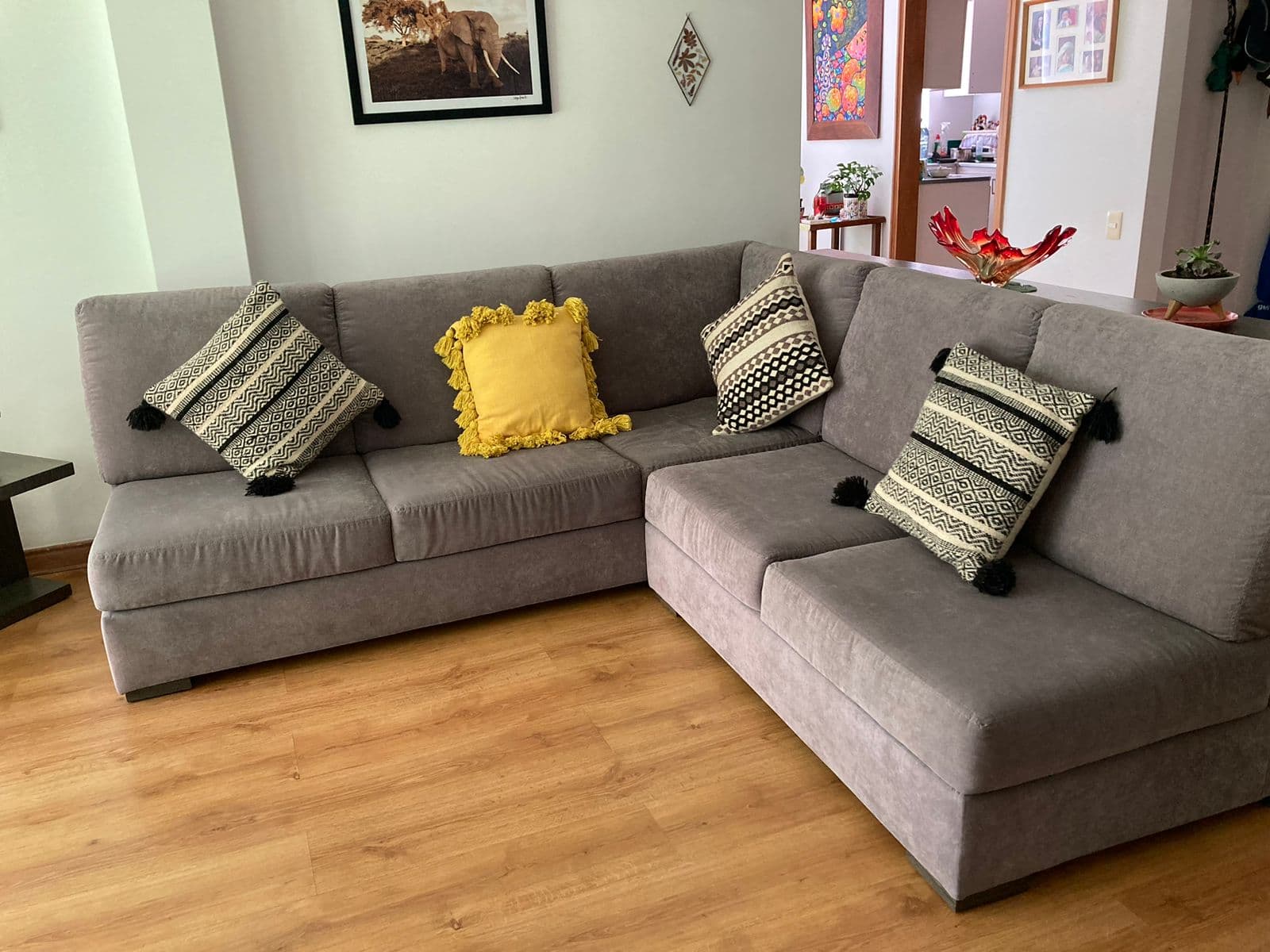 imagen de producto Sofa gris en L