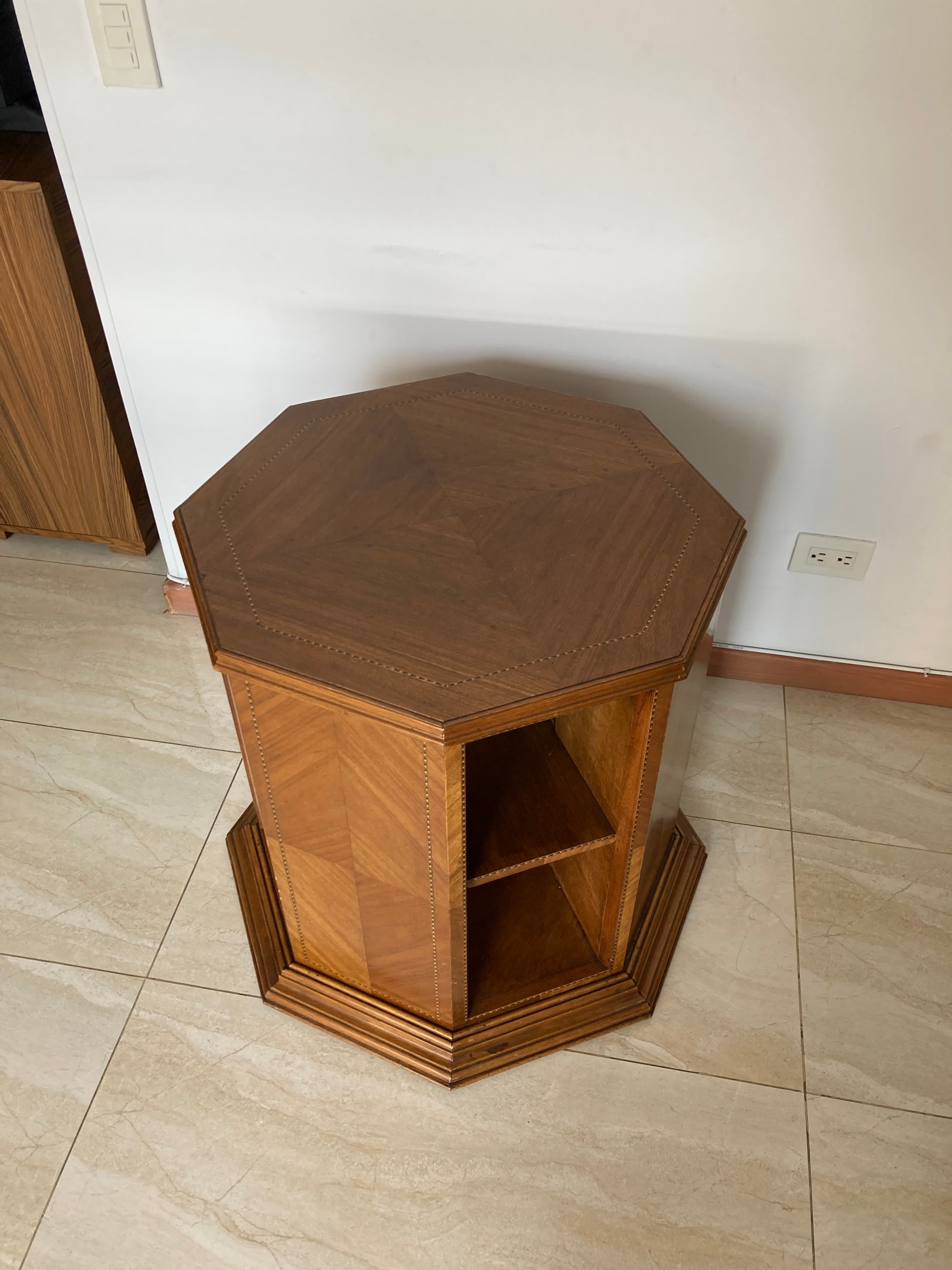 imagen de producto Elegante Mesa Auxiliar hexagonal