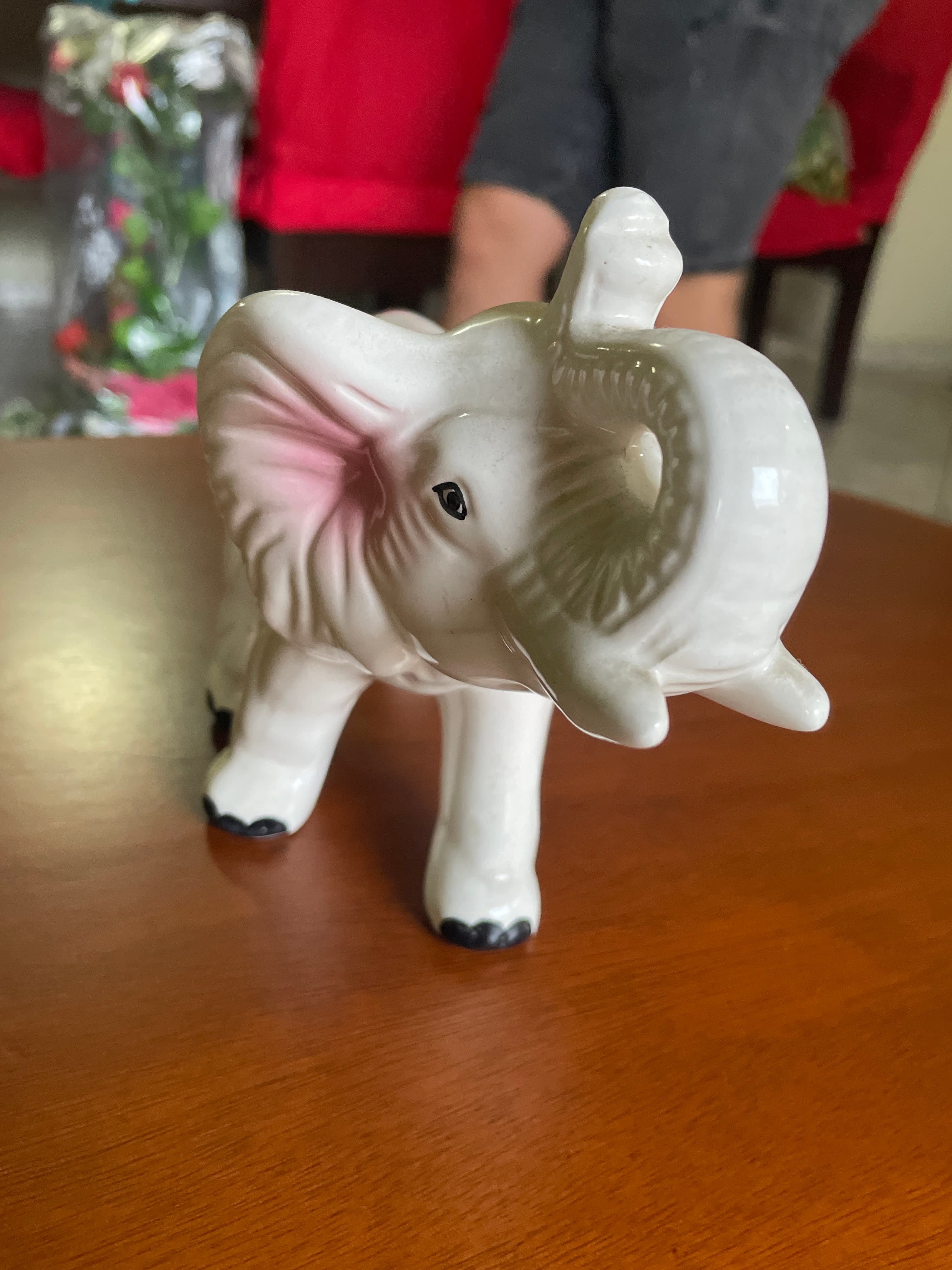 imagen de producto Pequeño elefante blanco