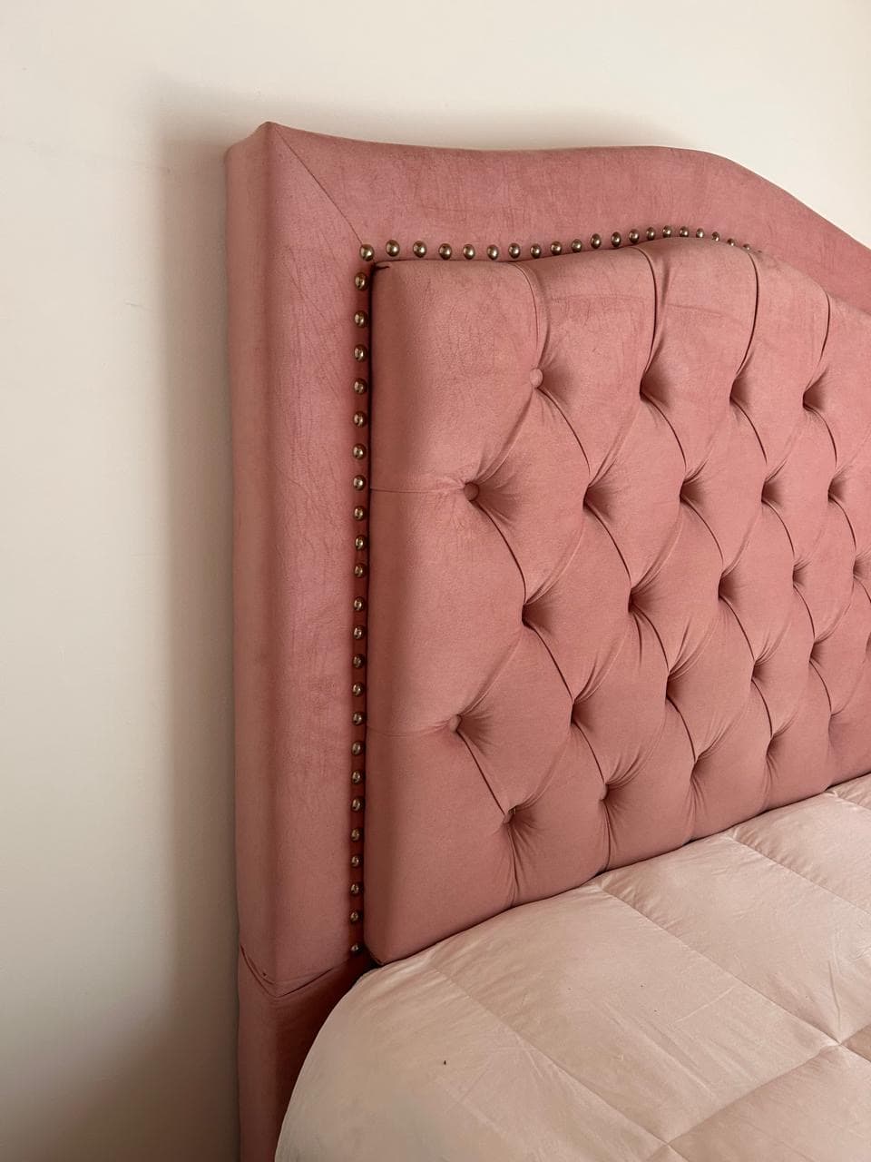 imagen de producto Cama sin colchón