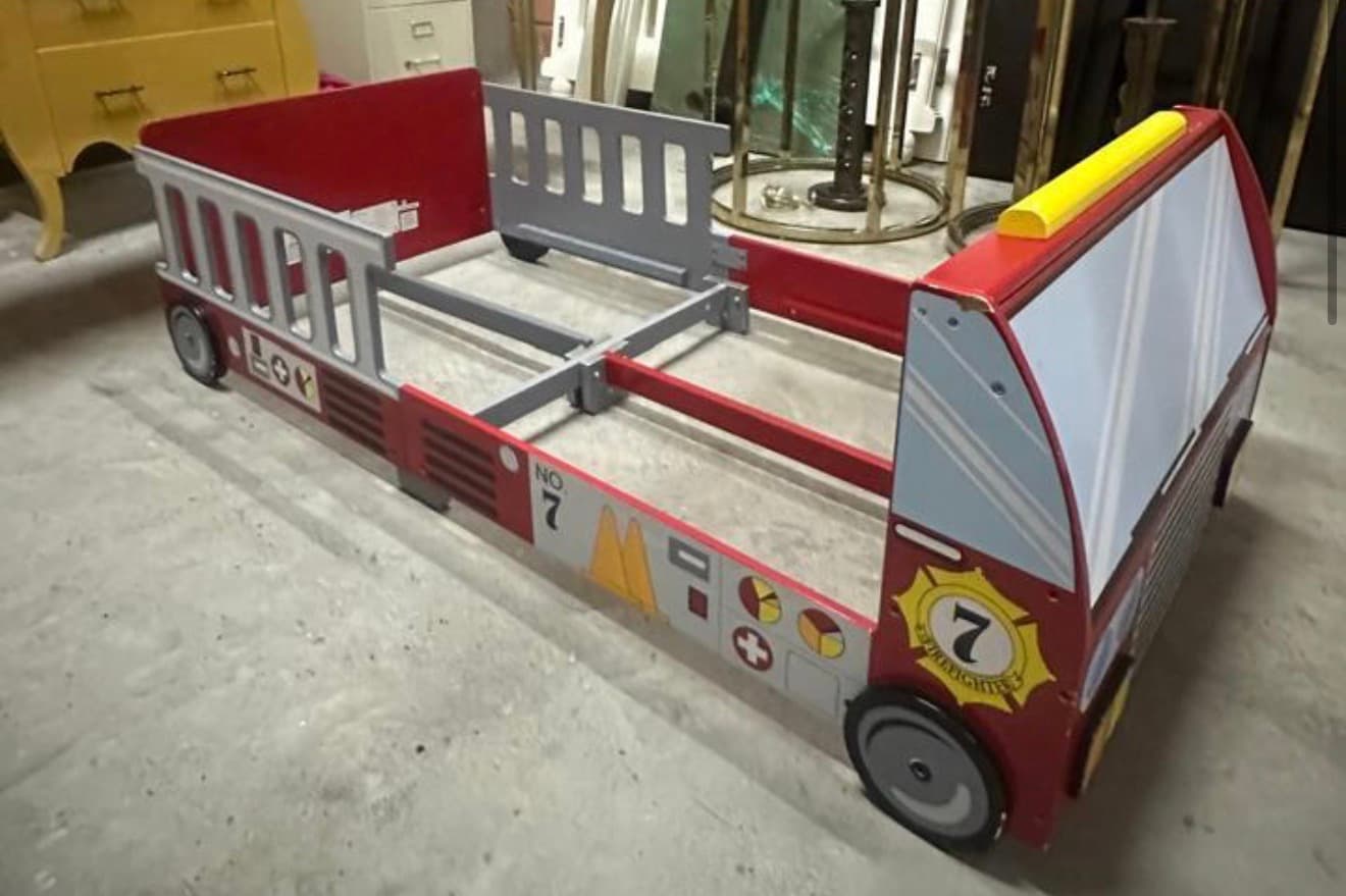 imagen de producto Cama de niño de bombero sin colchón