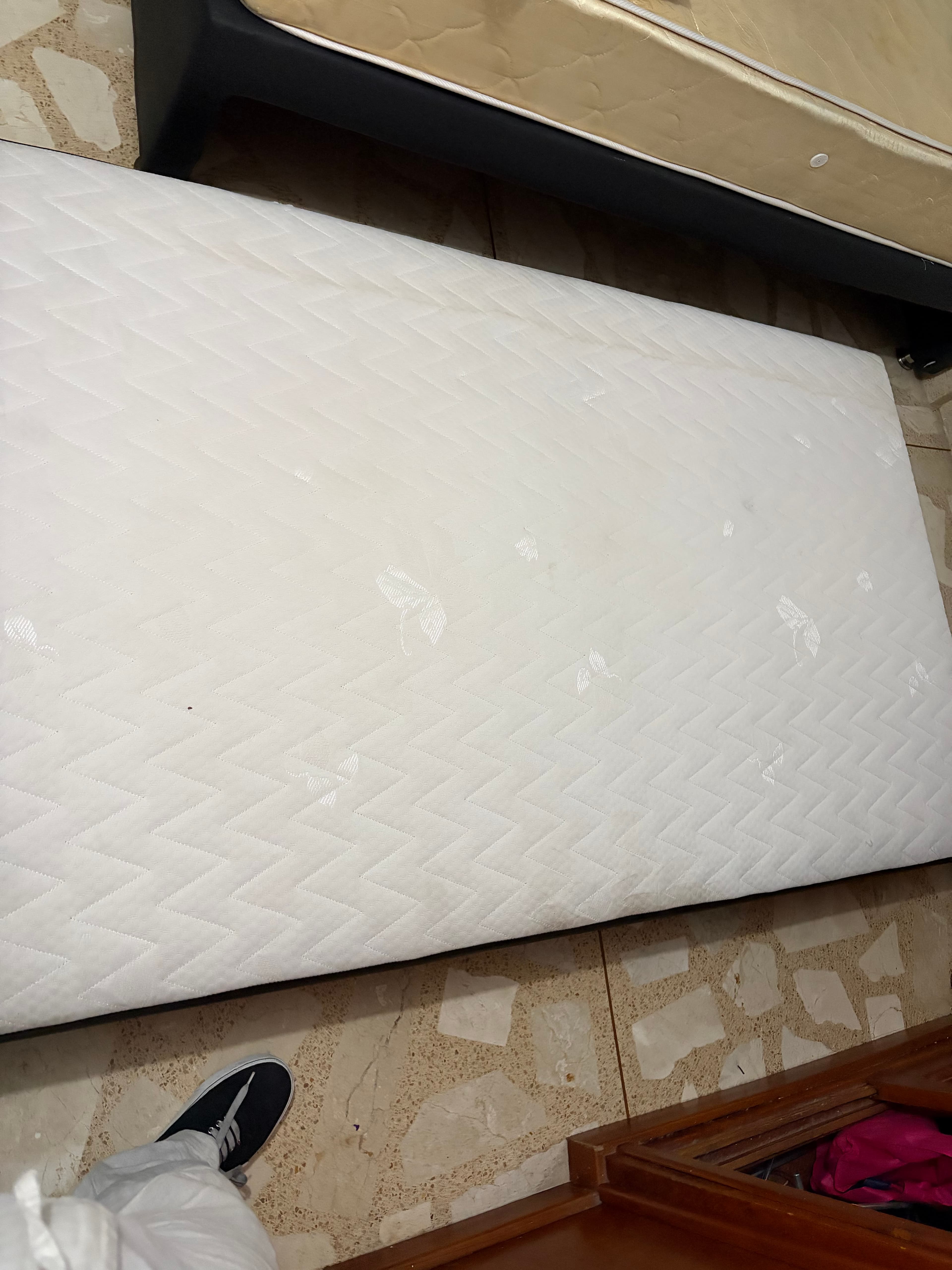 imagen de producto Cama sin colchón