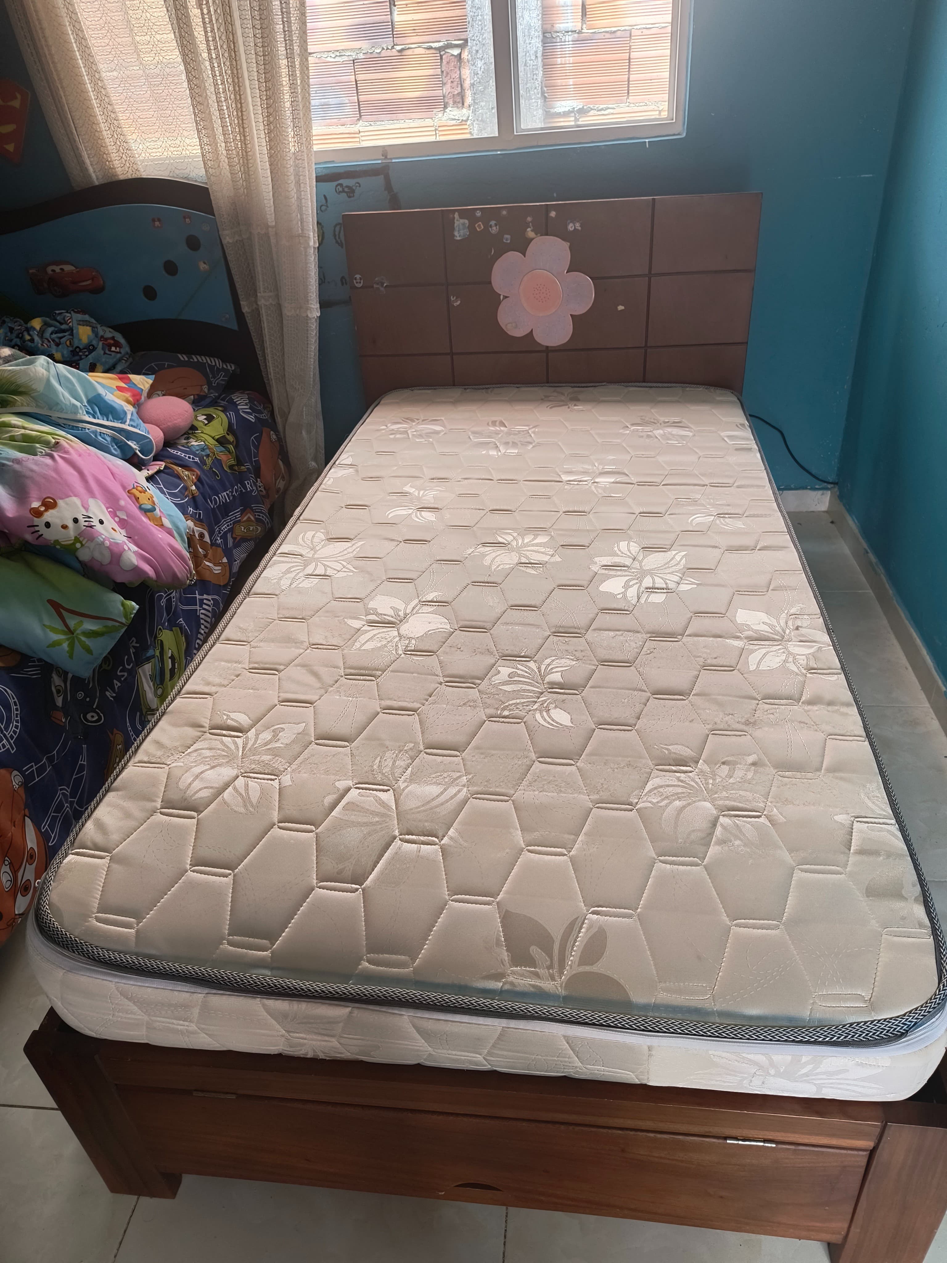 imagen de producto Cama con colchón