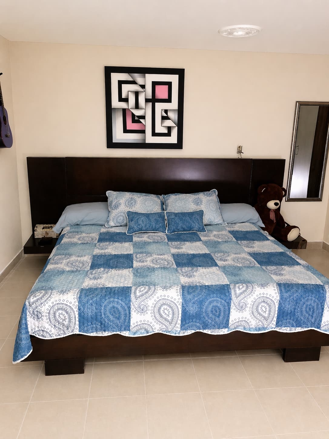 imagen de producto Cama con colchón