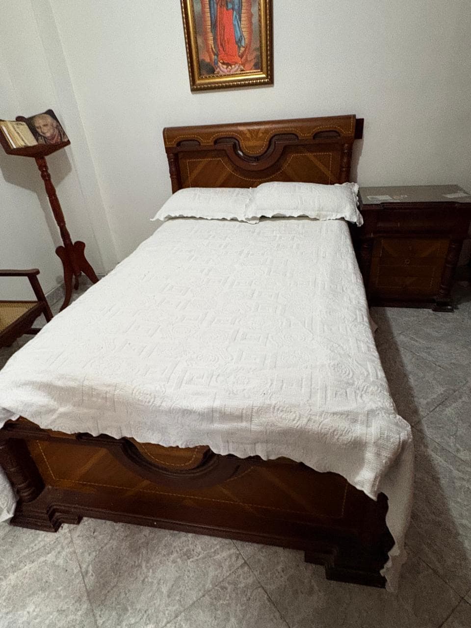 imagen de producto Cama con colchón
