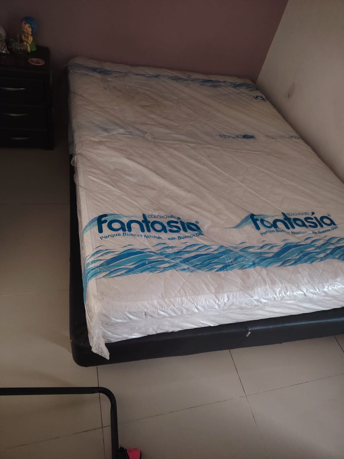 imagen de producto Cama con colchón