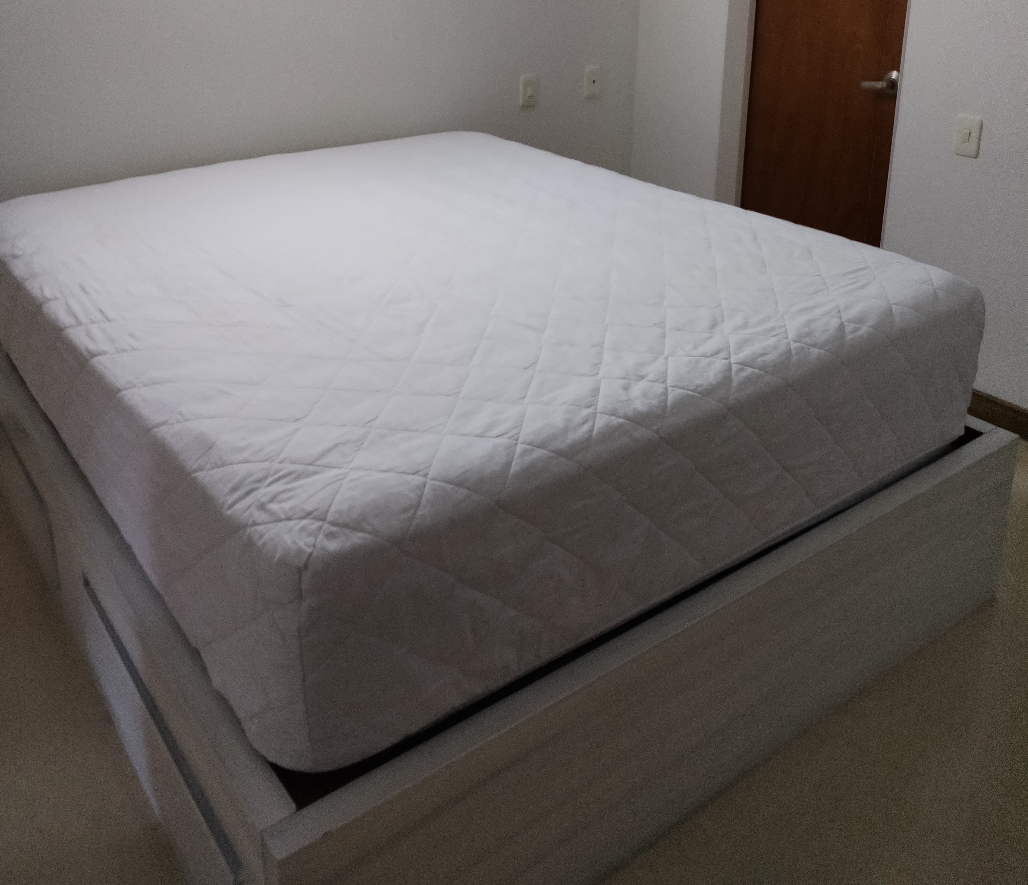 imagen de producto Cama con colchón