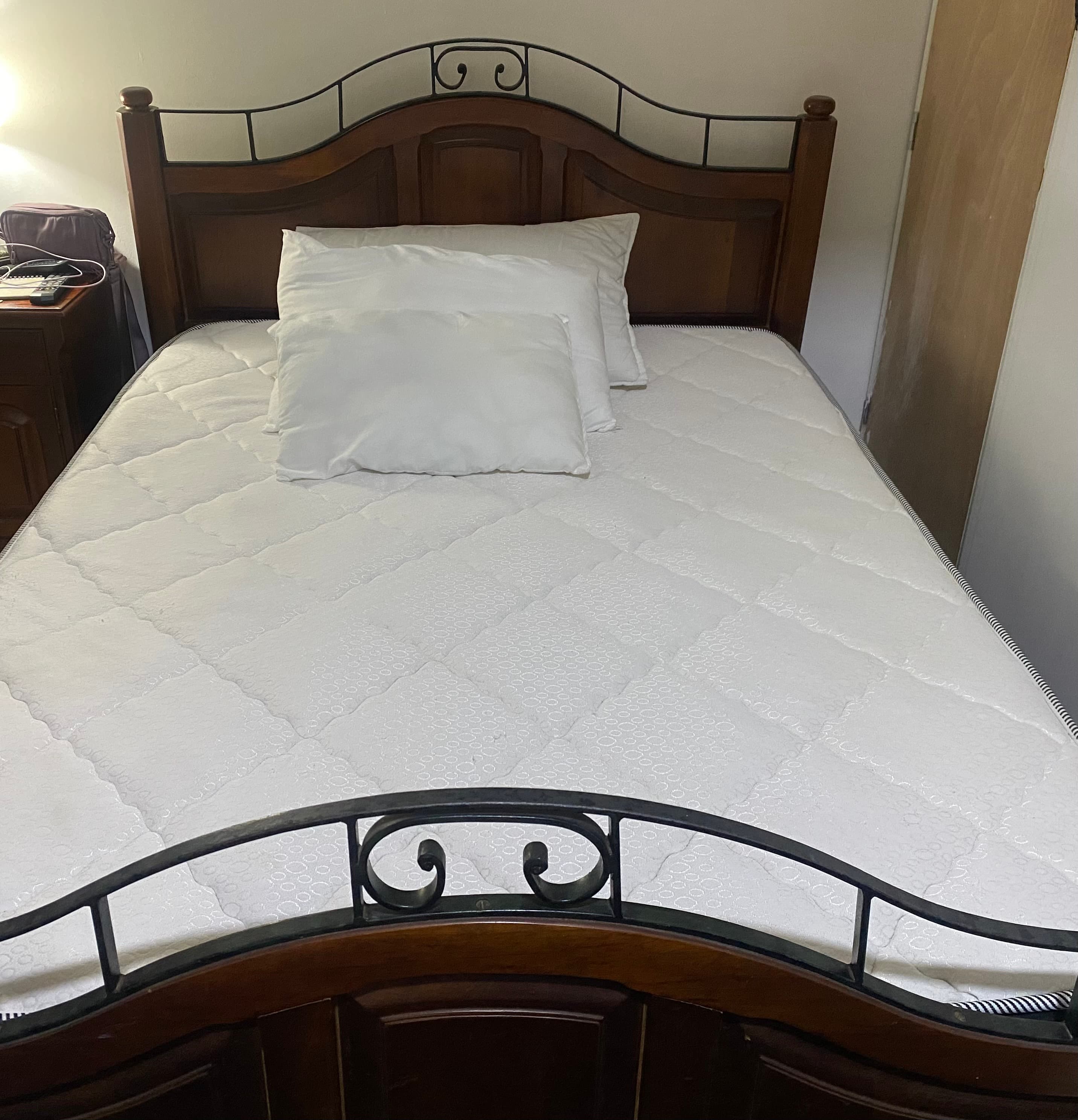 imagen de producto Cama con colchón