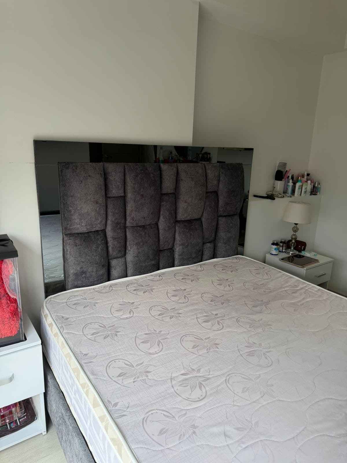 imagen de producto Cama con colchón