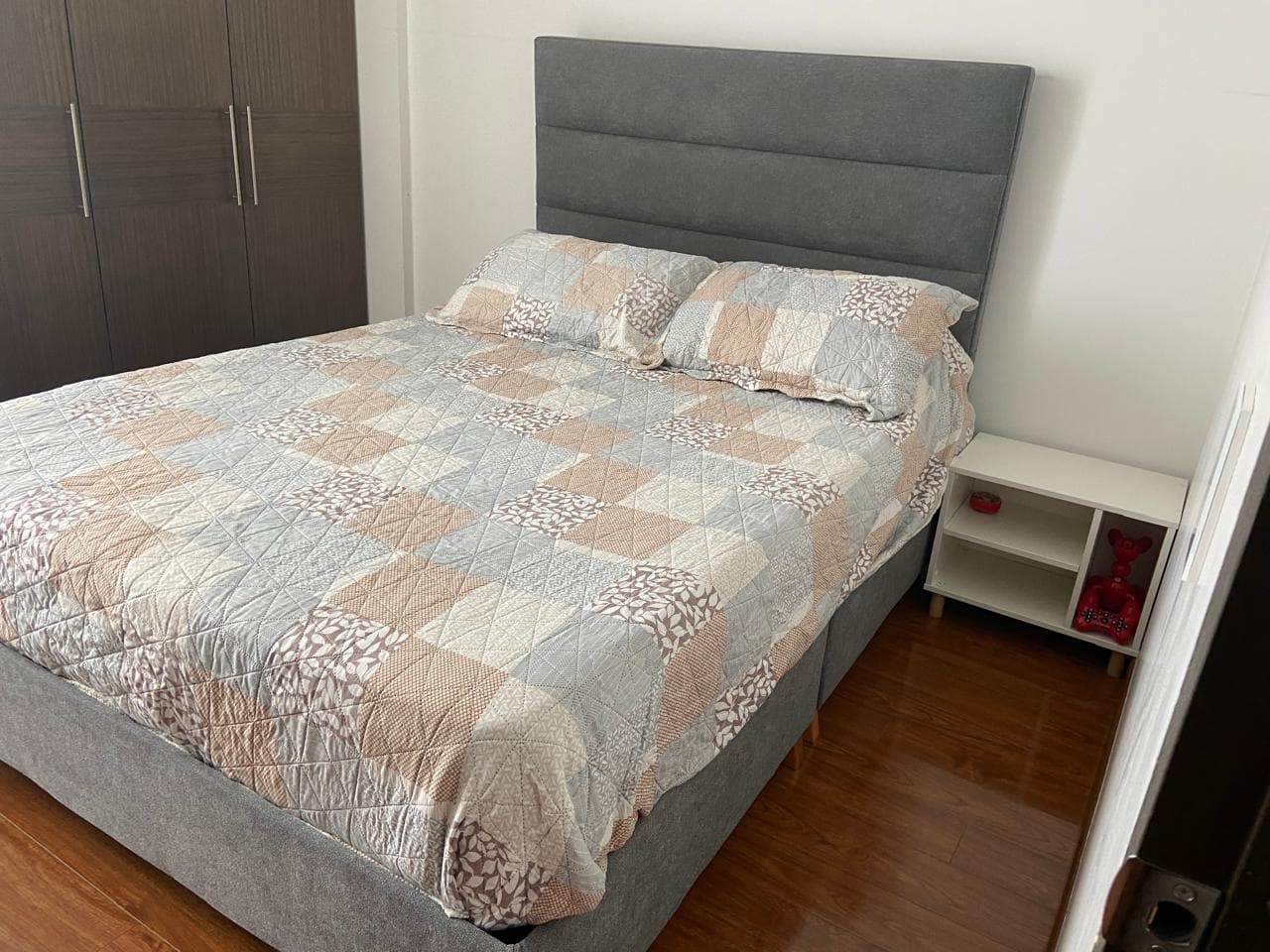 imagen de producto Cama con colchón