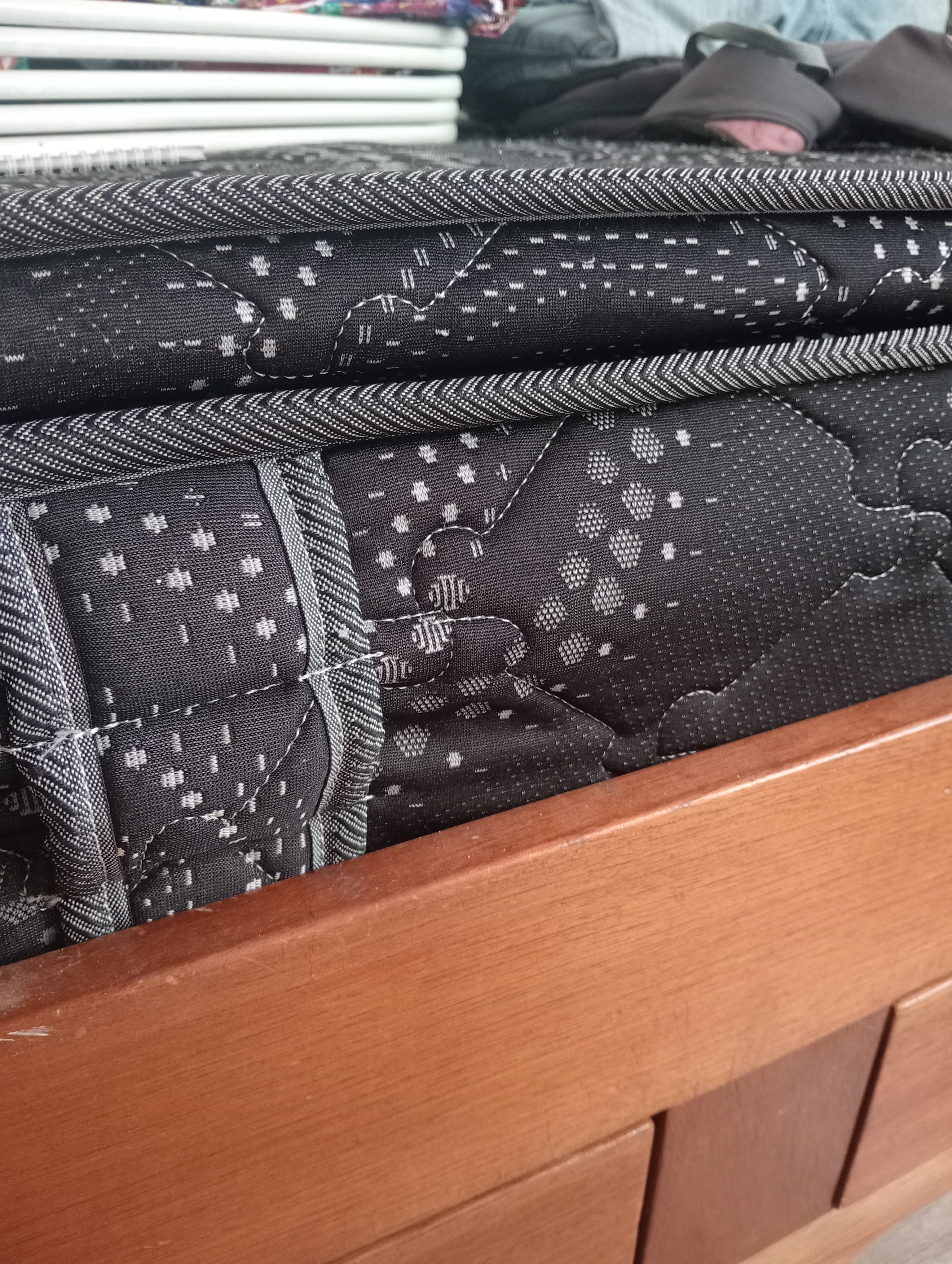 imagen de producto Cama con colchón