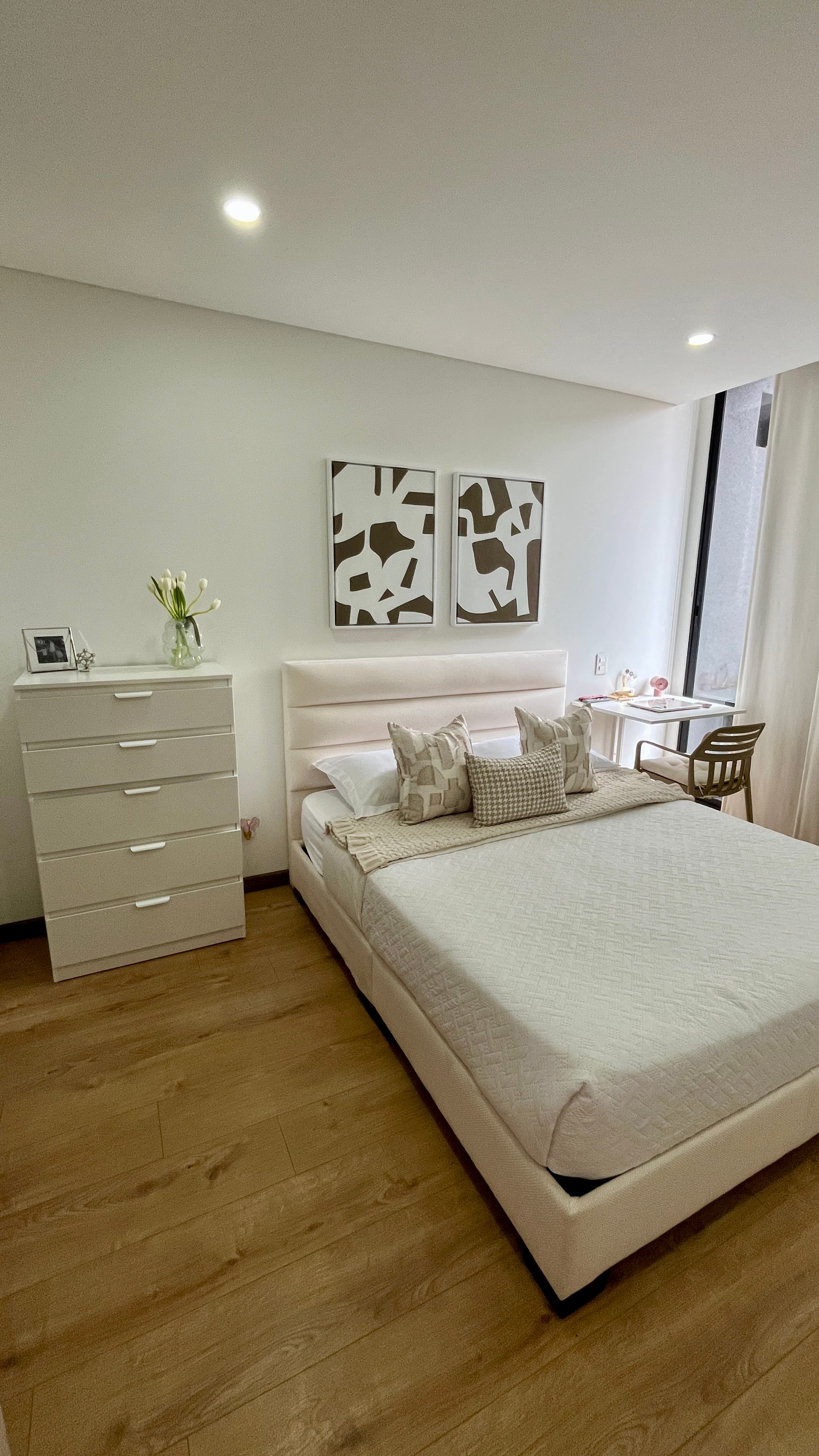 imagen de producto Cama con colchón