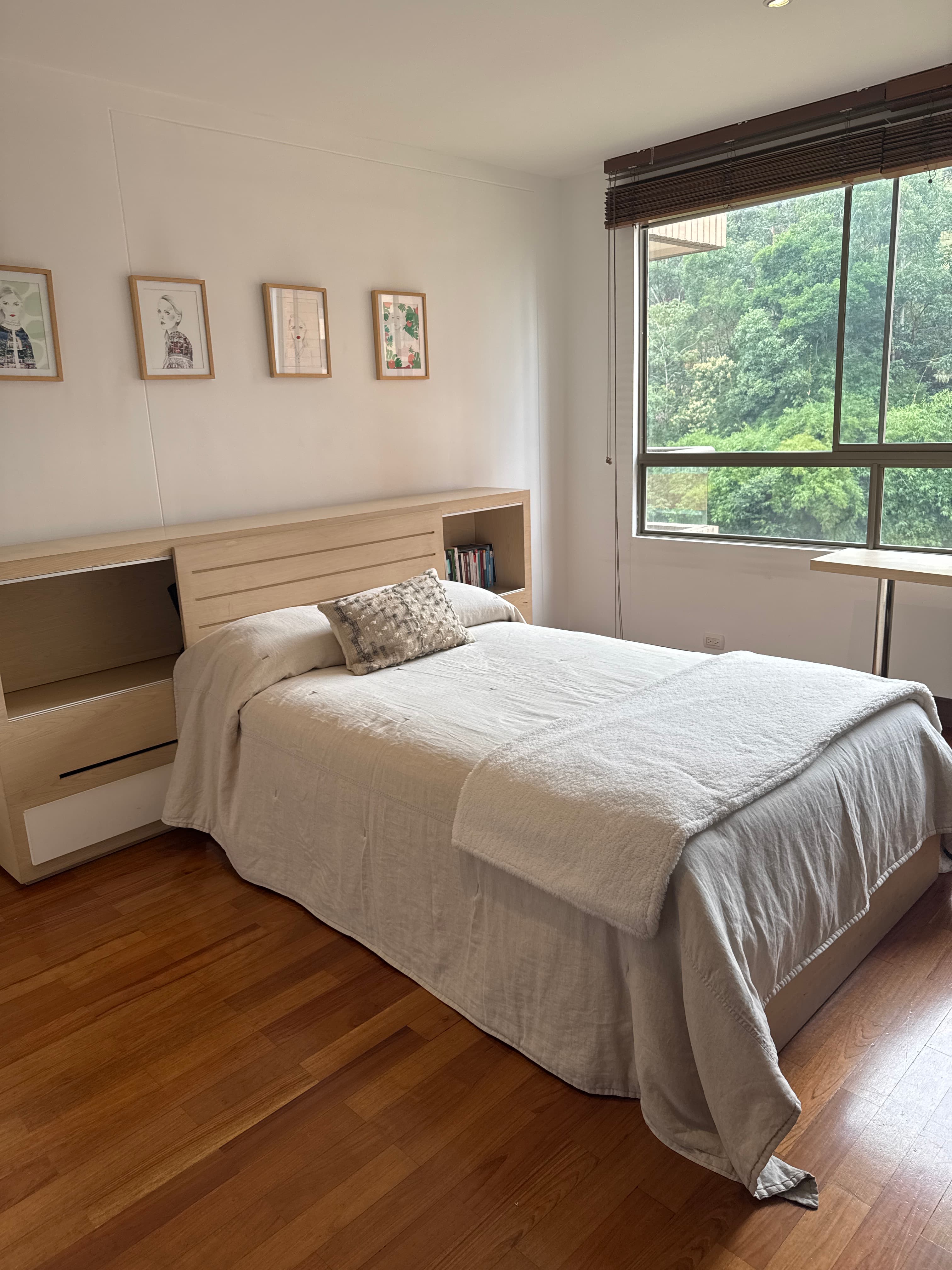 imagen de producto Cama nido con colchones y cajones