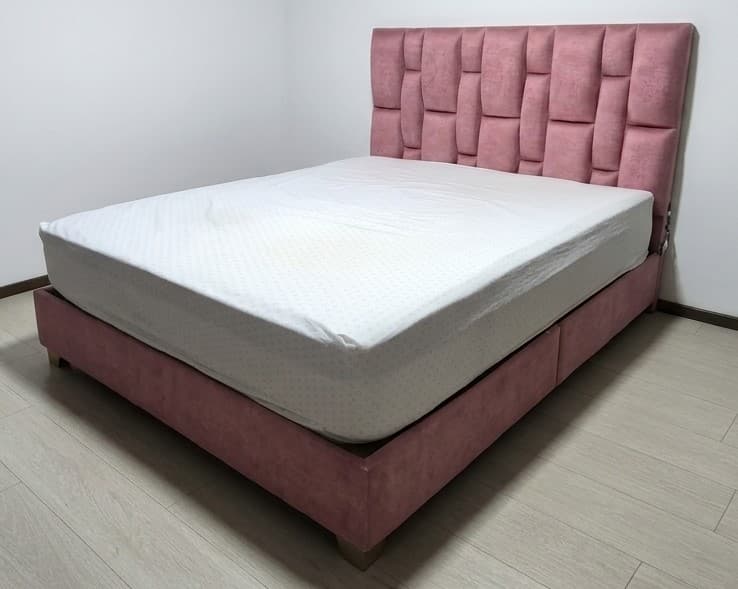 imagen de producto Cama con colchón