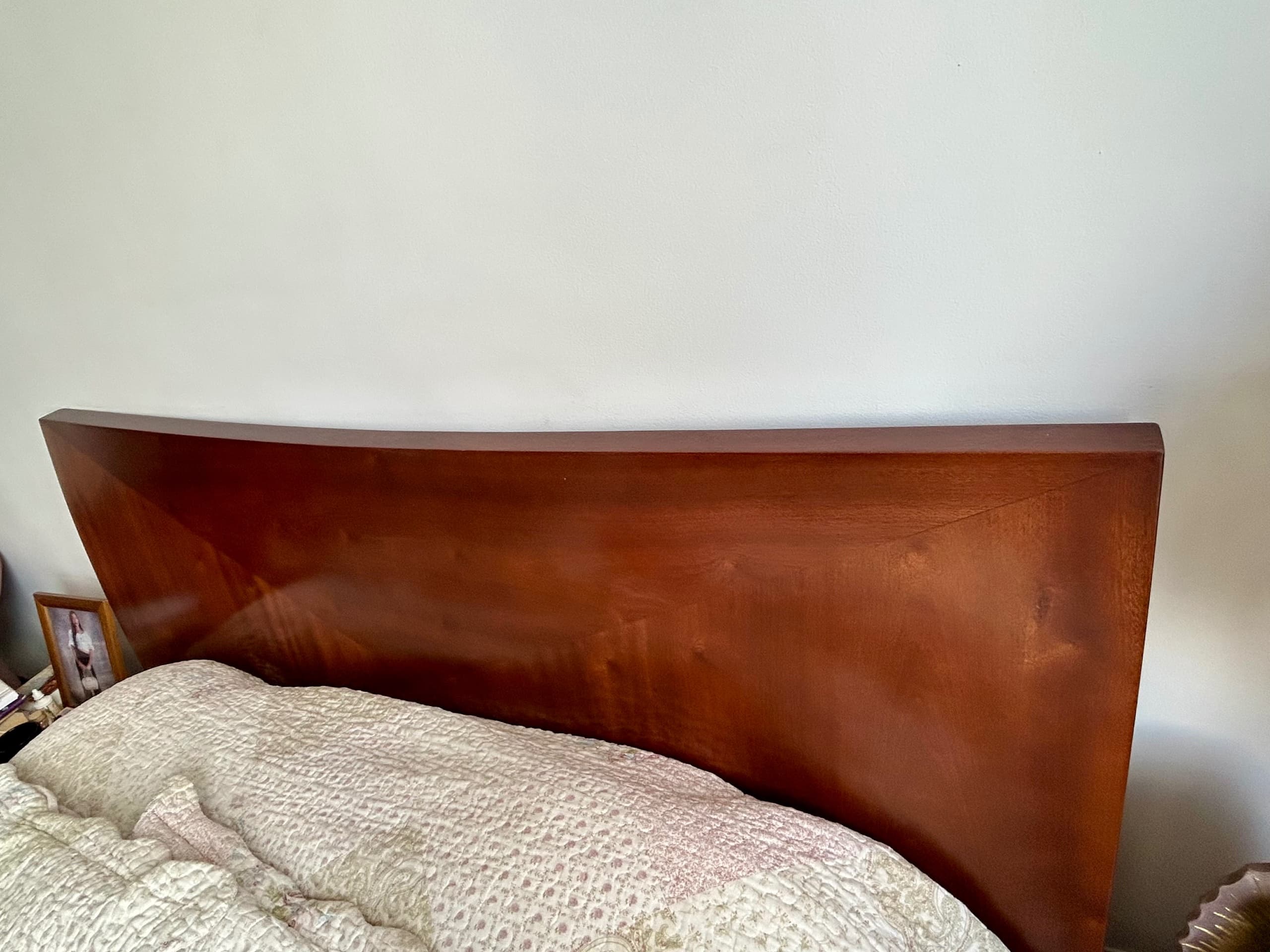 imagen de producto Juego de cuarto en madera cama doble con colchón