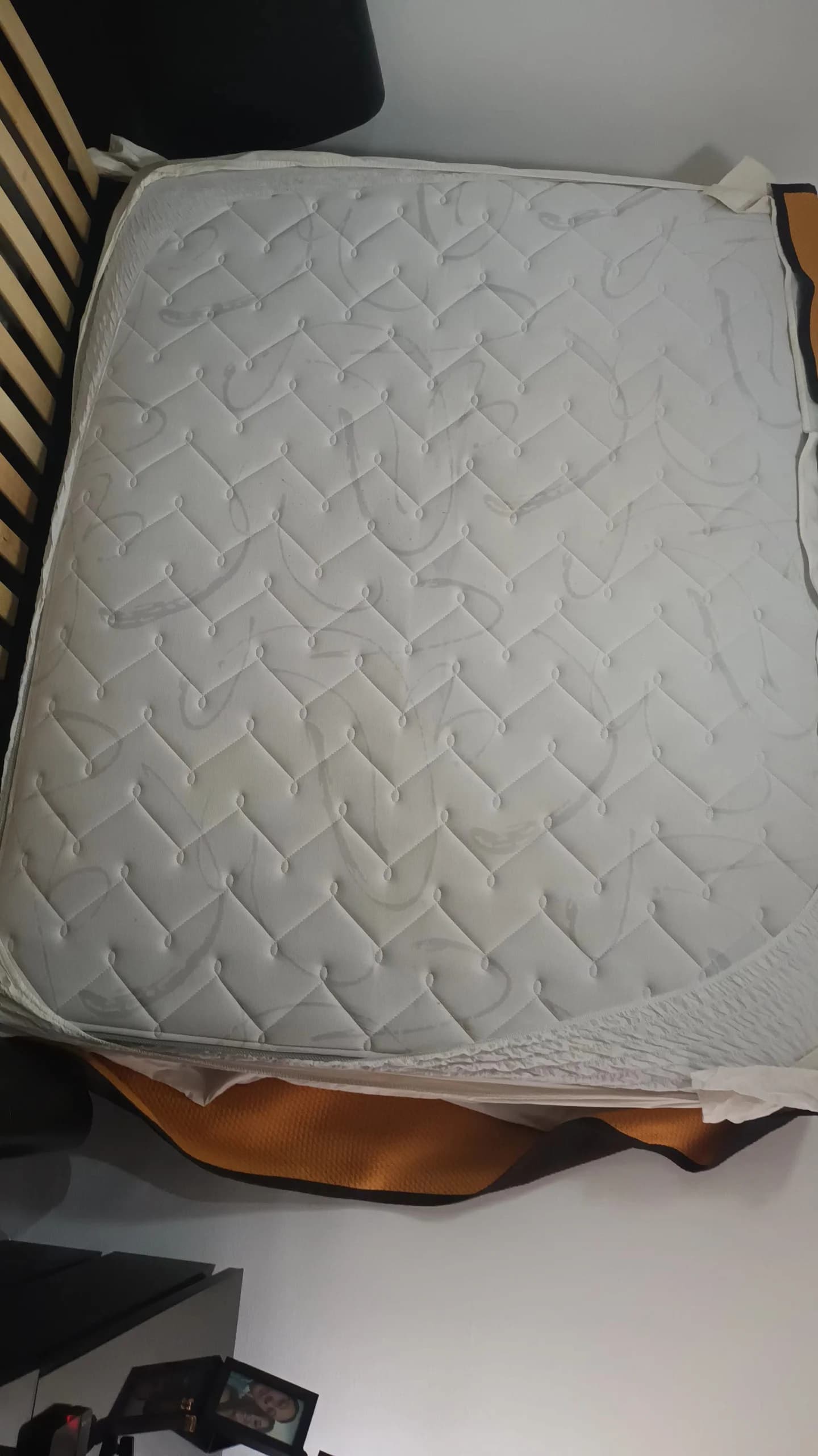 imagen de producto Cama con colchón
