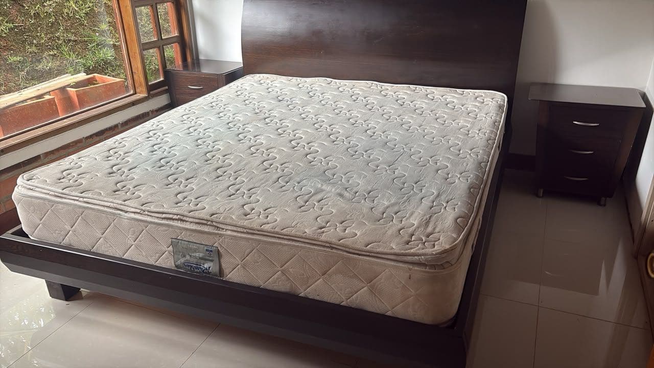 imagen de producto Cama con colchón