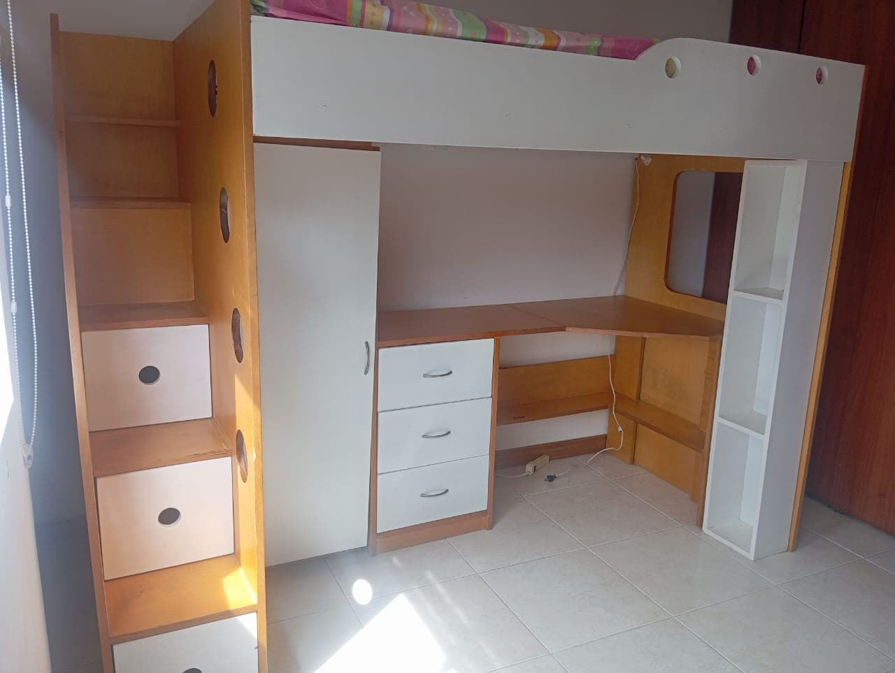 imagen de producto Multifuncional cama, escritorio cajones