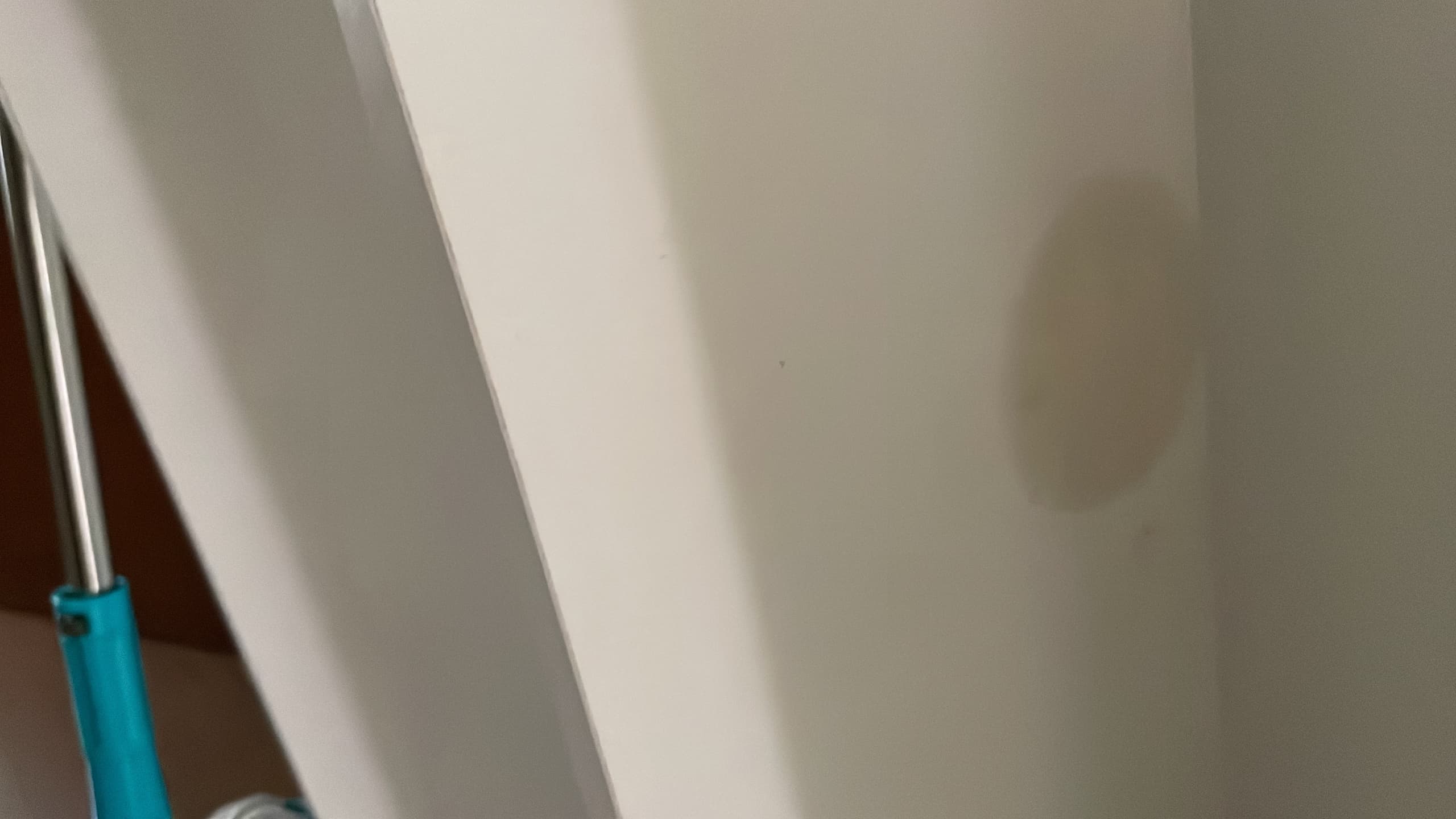 imagen de producto Cama sencilla plegable blanca, incluye colchón