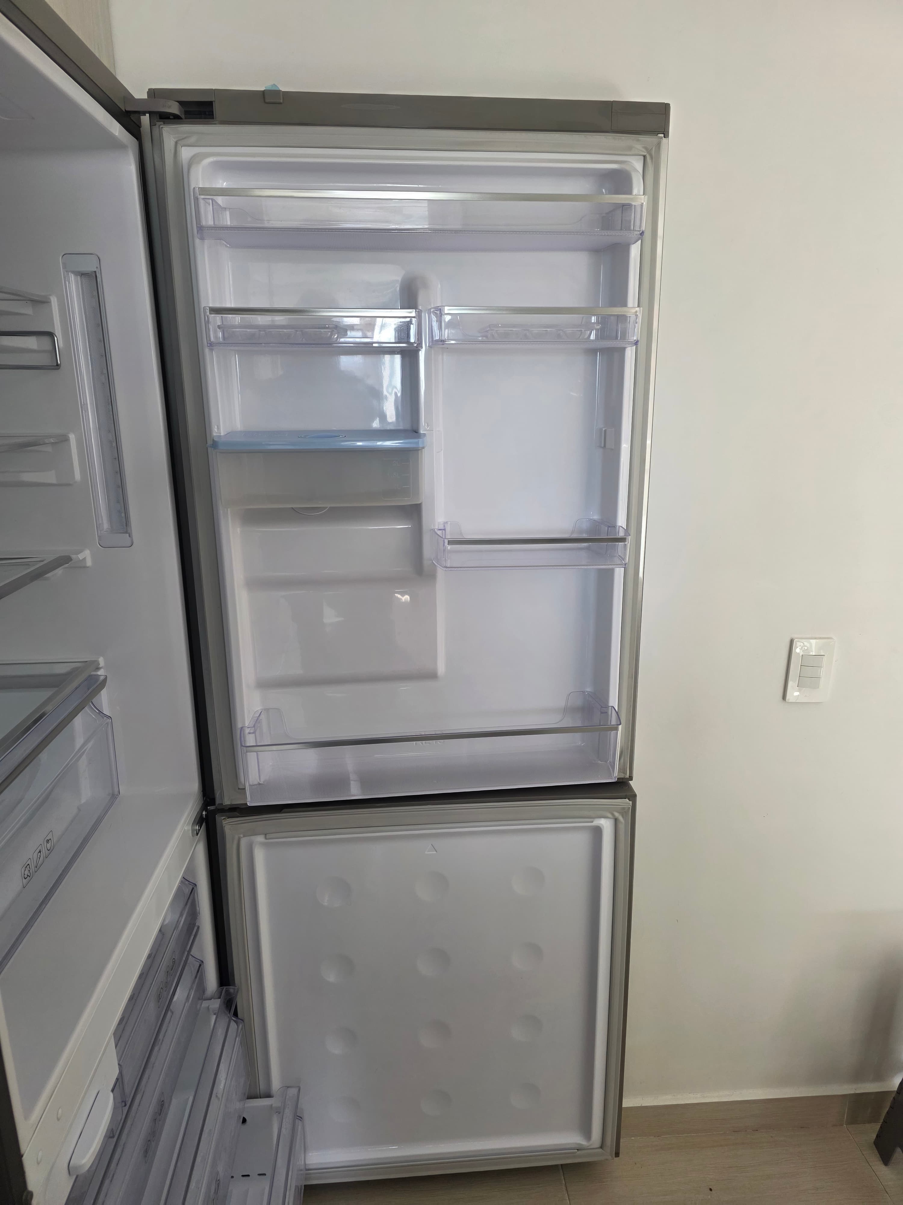 imagen de producto Nevera Samsung No Frost
