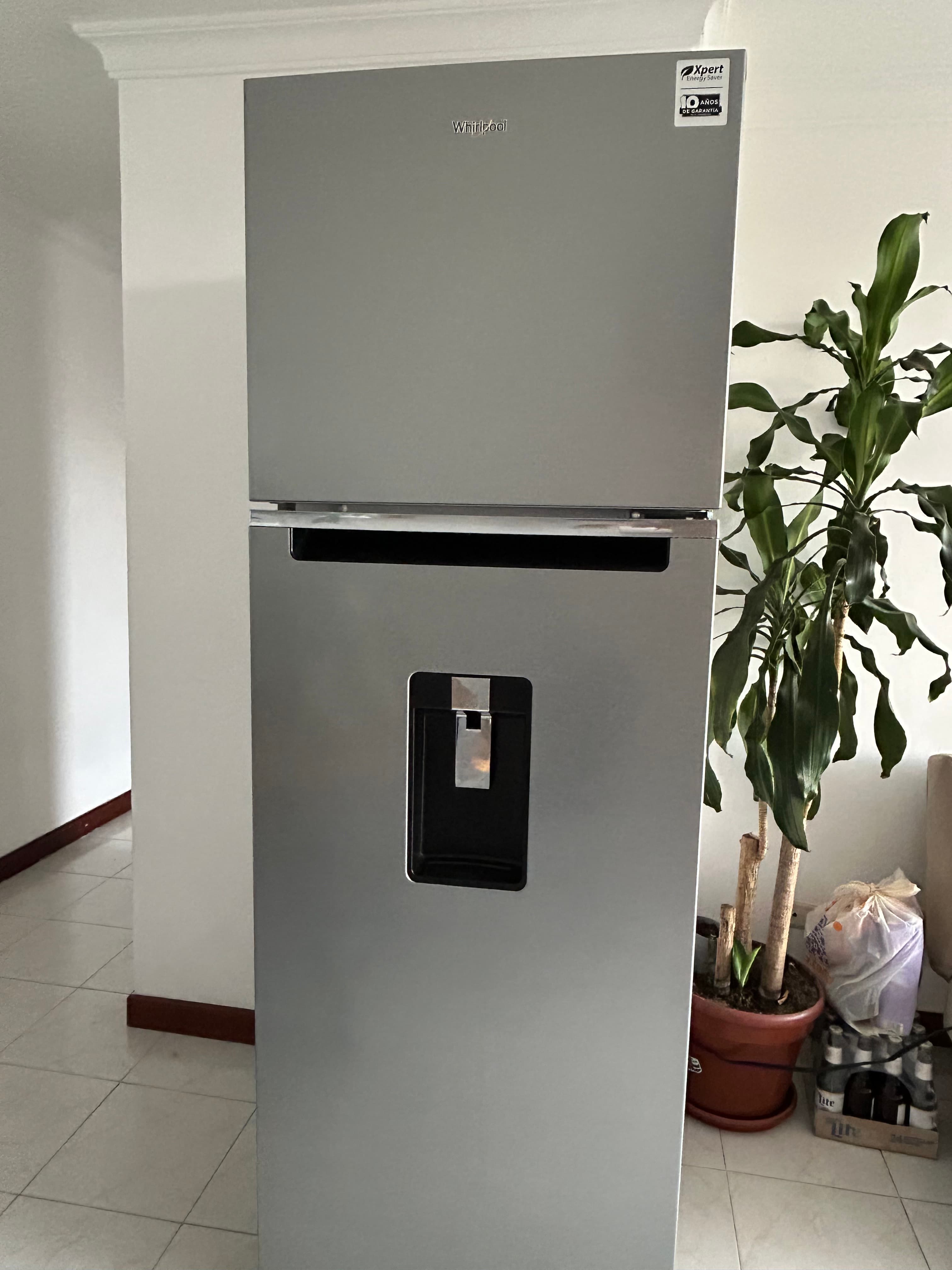 imagen de producto Nevera whirlpool 393L energy saver