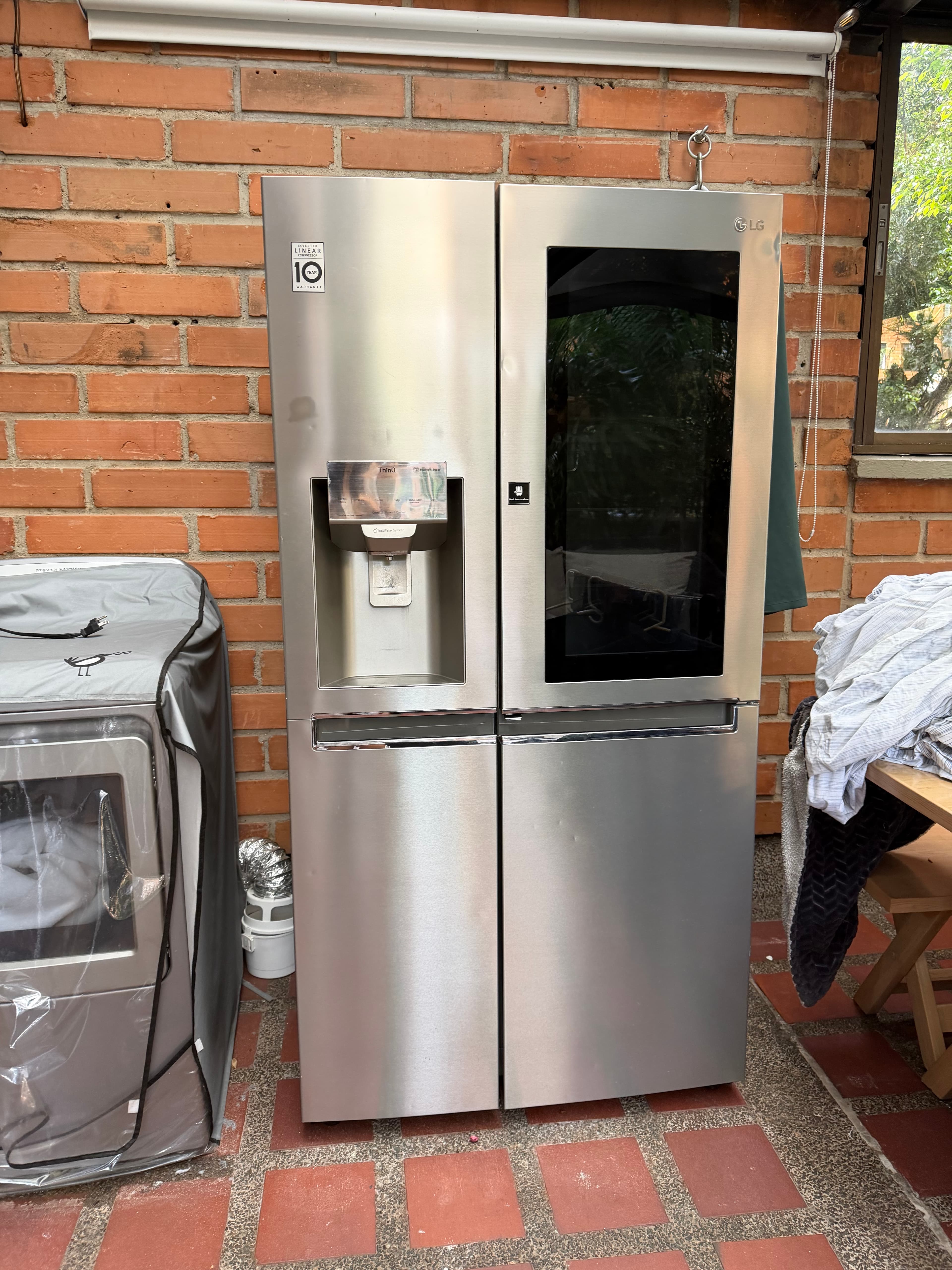 imagen de producto LG ThinQ